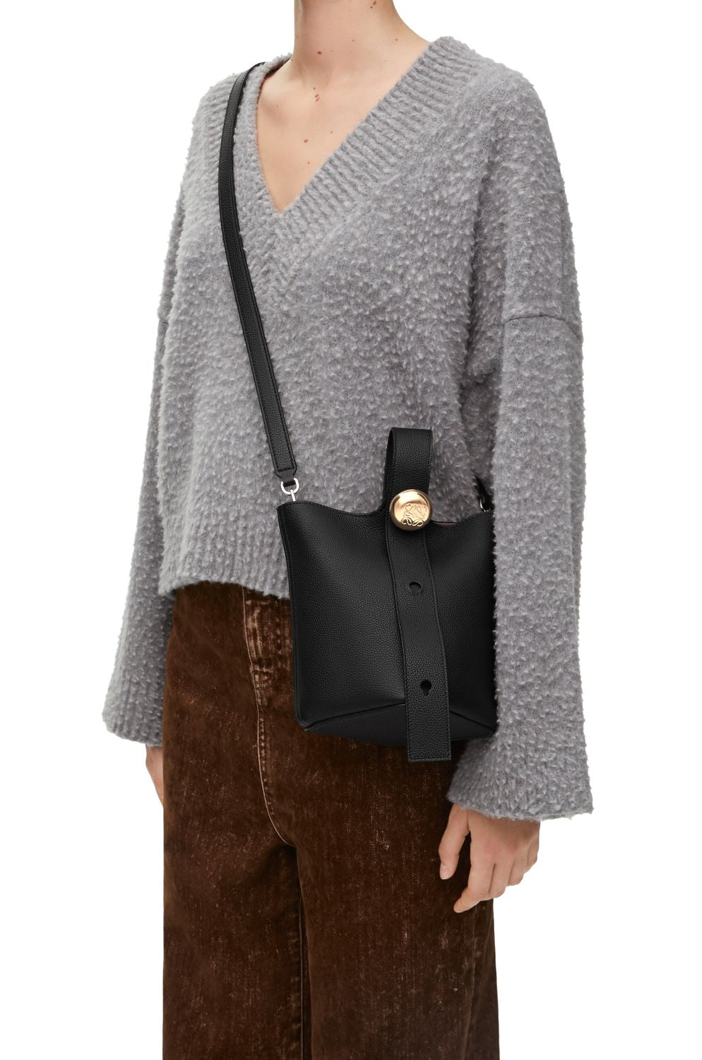 LOEWE Mini Pebble Bucket Handbag - 19.5x16x16cm