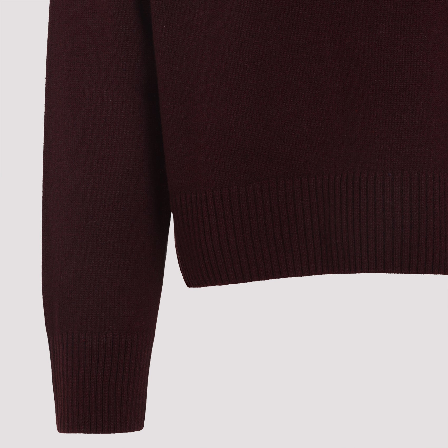 AMI Luxurious Wool and Cashmere Sweater for Men