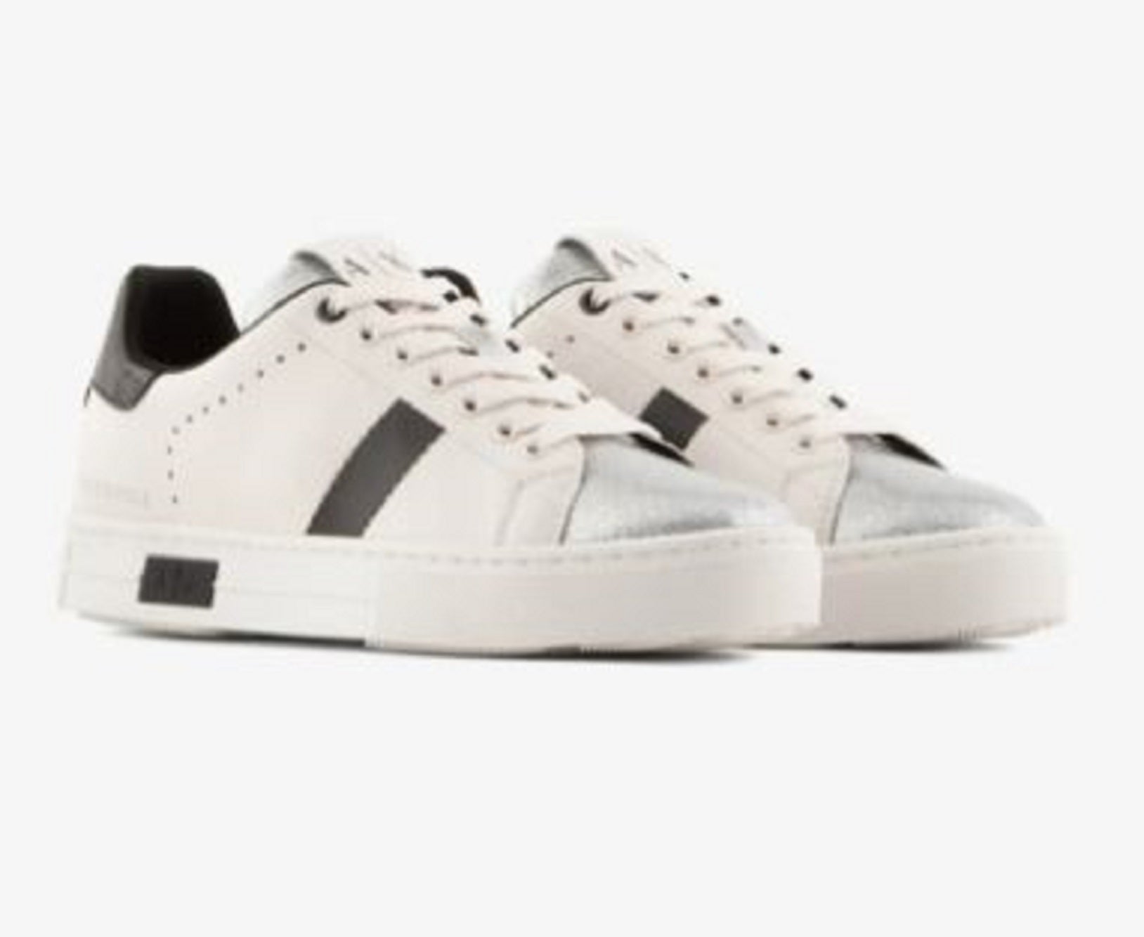 ARMANI EXCHANGE Exquisite Women's Sneakers