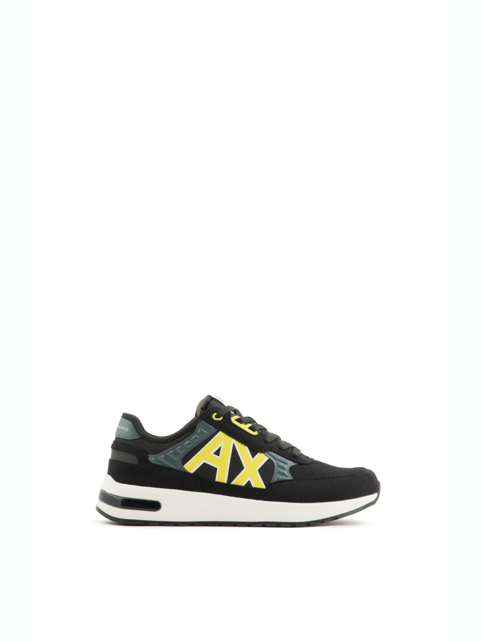 ARMANI EXCHANGE Sleek Sneakers for the Modern Man