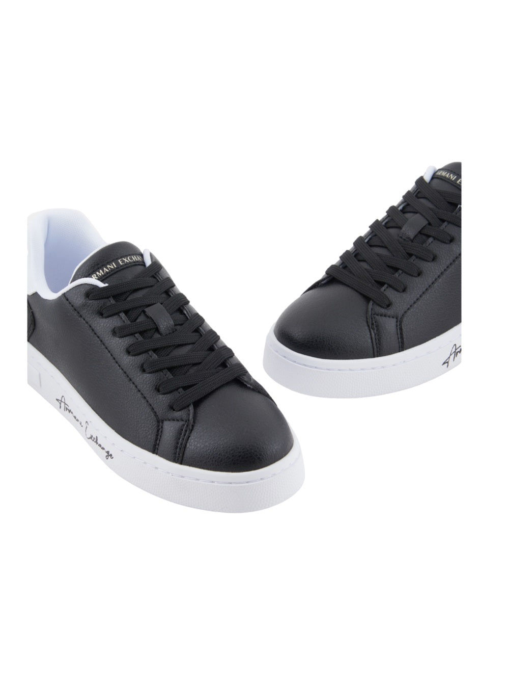 ARMANI EXCHANGE Sleek Women’s Sneakers - Stylish & Comfortable