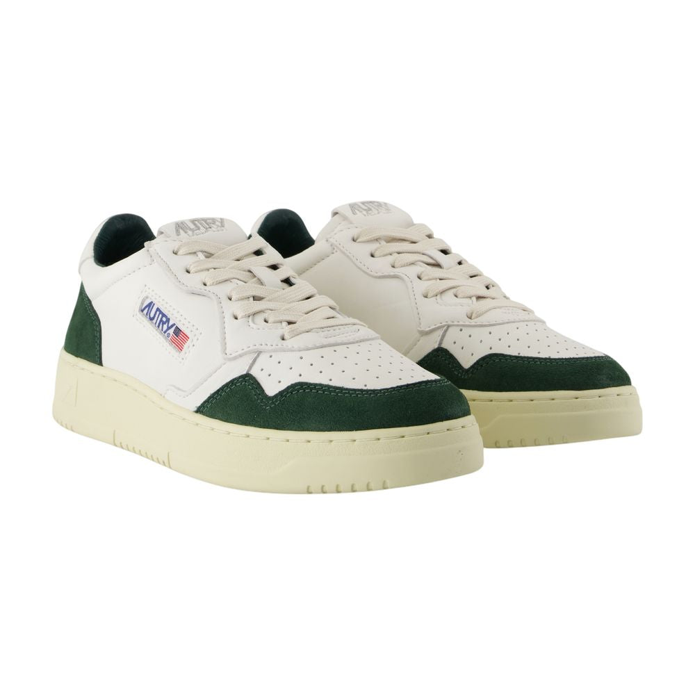 AUTRY Medalist Men's Sneaker - FW25 Collection