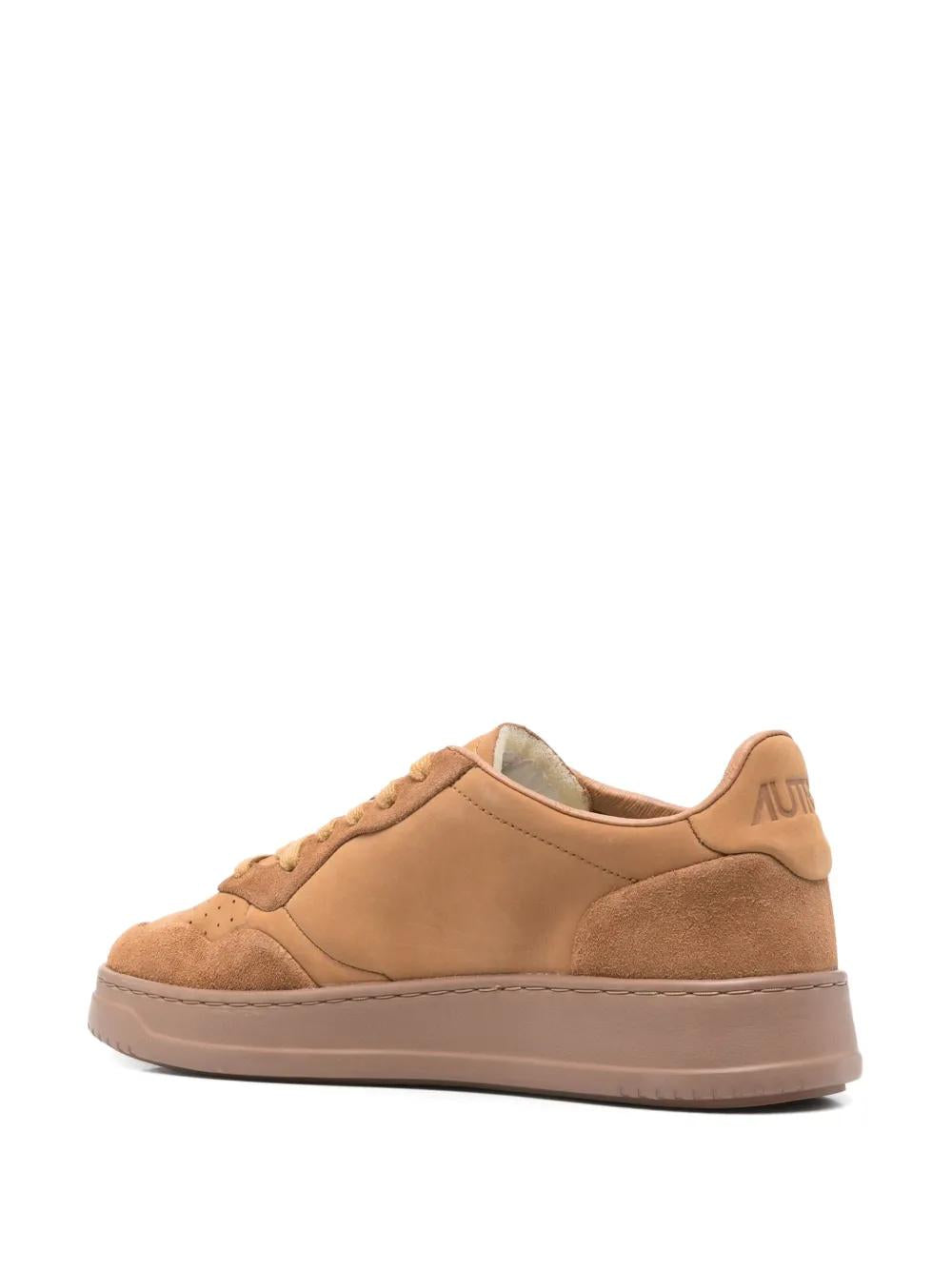 AUTRY Men's Medalist Low-Top Sneaker
