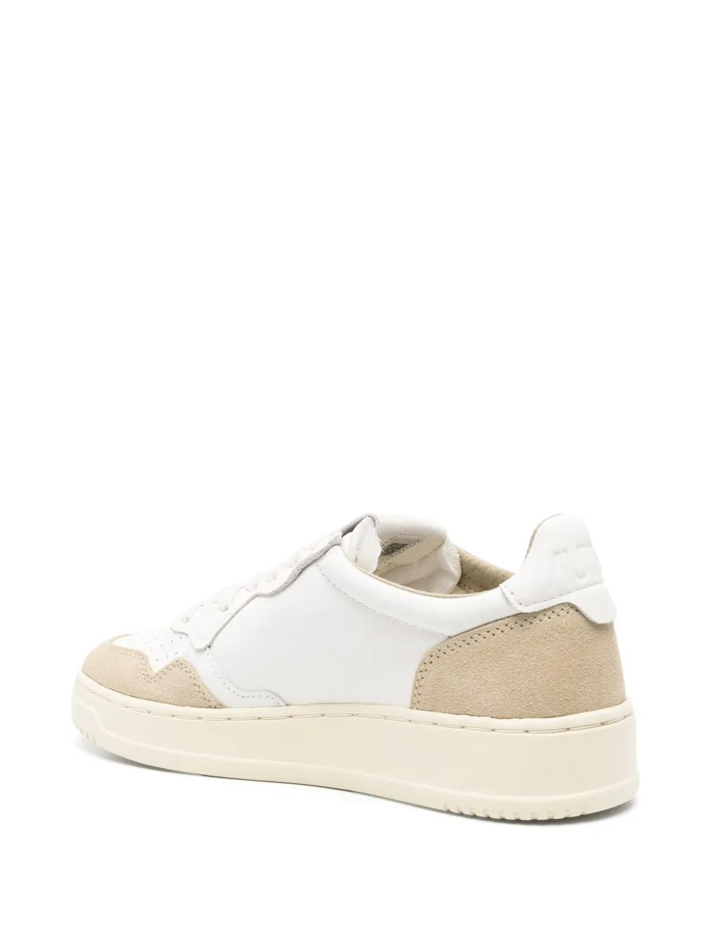 AUTRY Chic Women's Sneakers - FW25 Collection