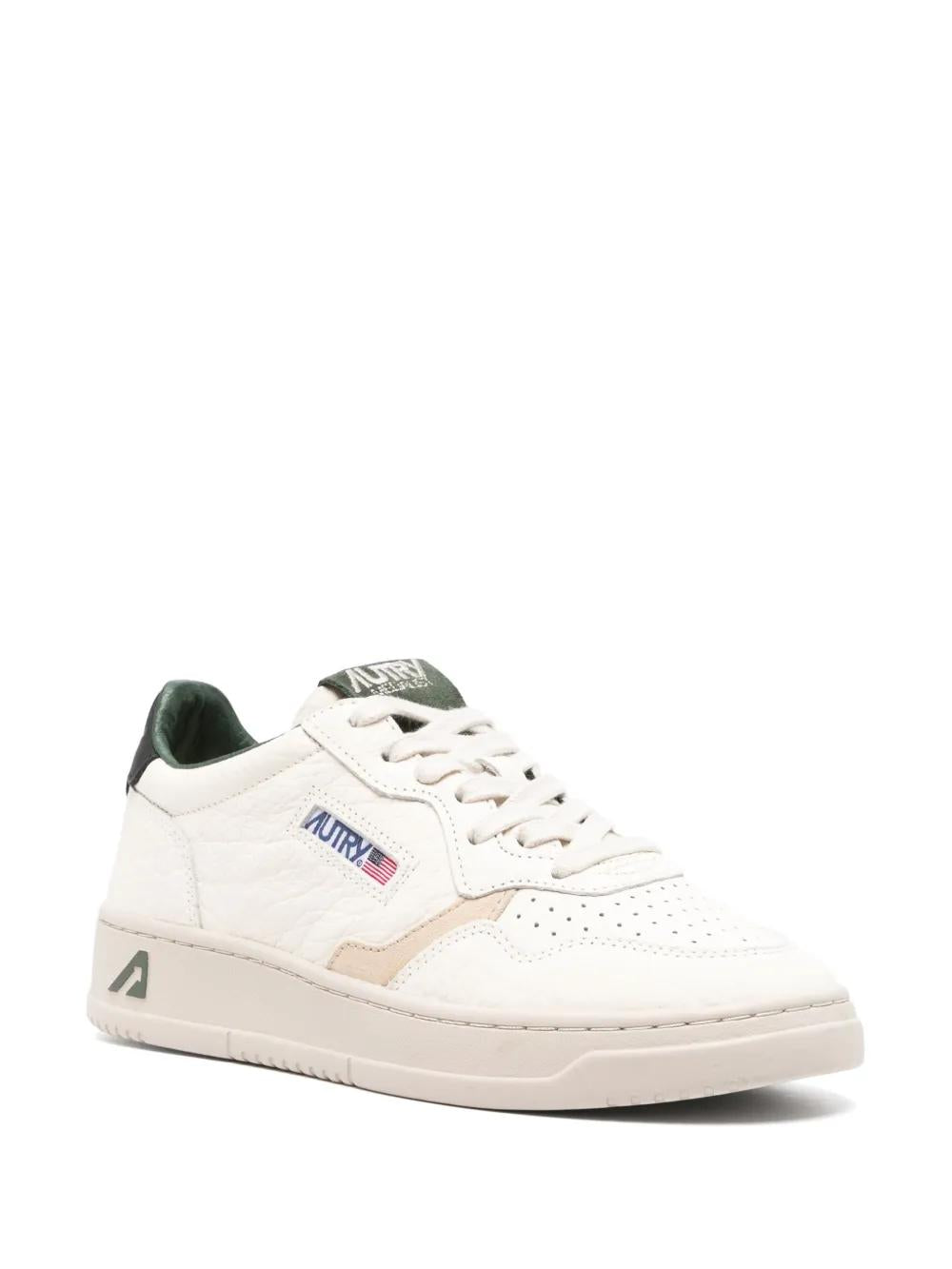 AUTRY Women's Medalist Leather Sneakers - SS25