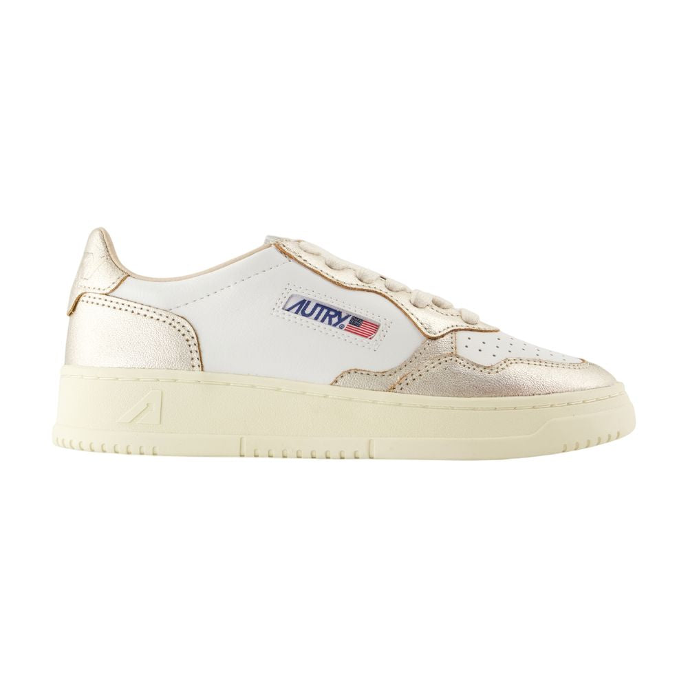 AUTRY Classic Medalist Sneakers for Women