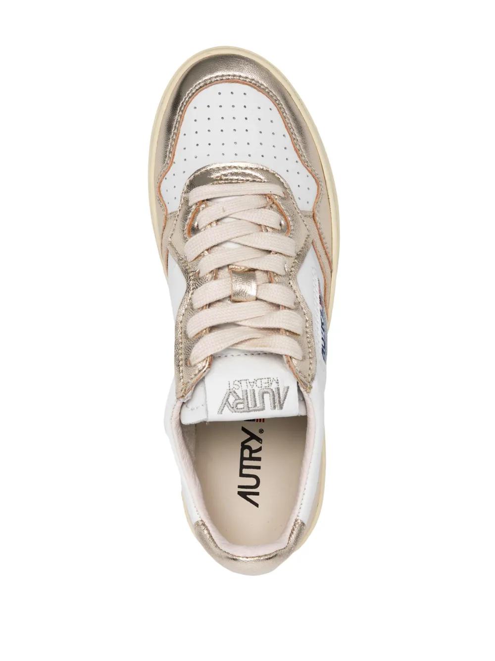 AUTRY Classic Medalist Sneakers for Women