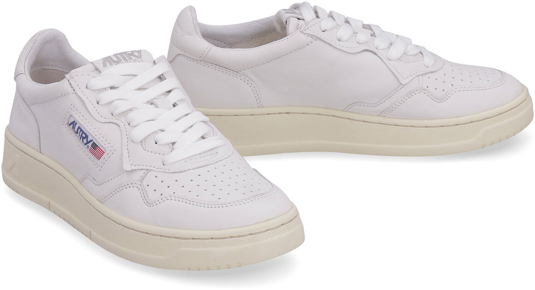 AUTRY Women's Low-Top Medalist Sneaker