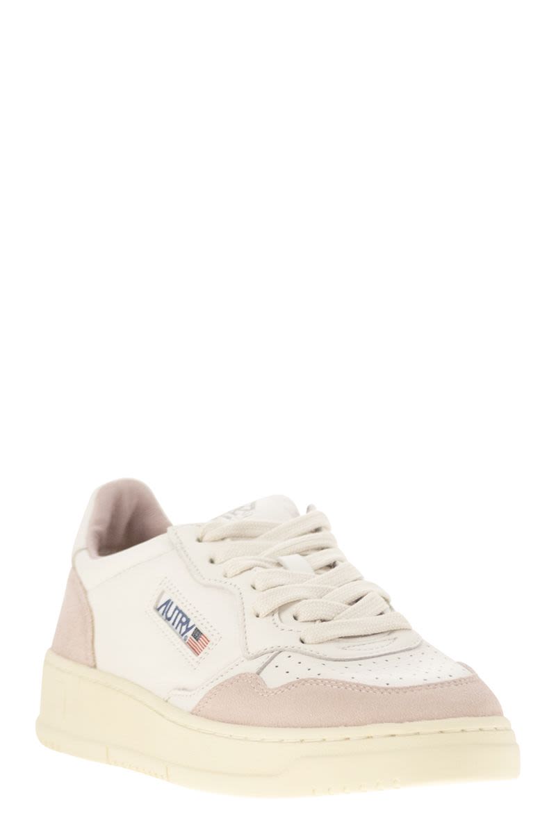 AUTRY Low Profile Women's Sneaker