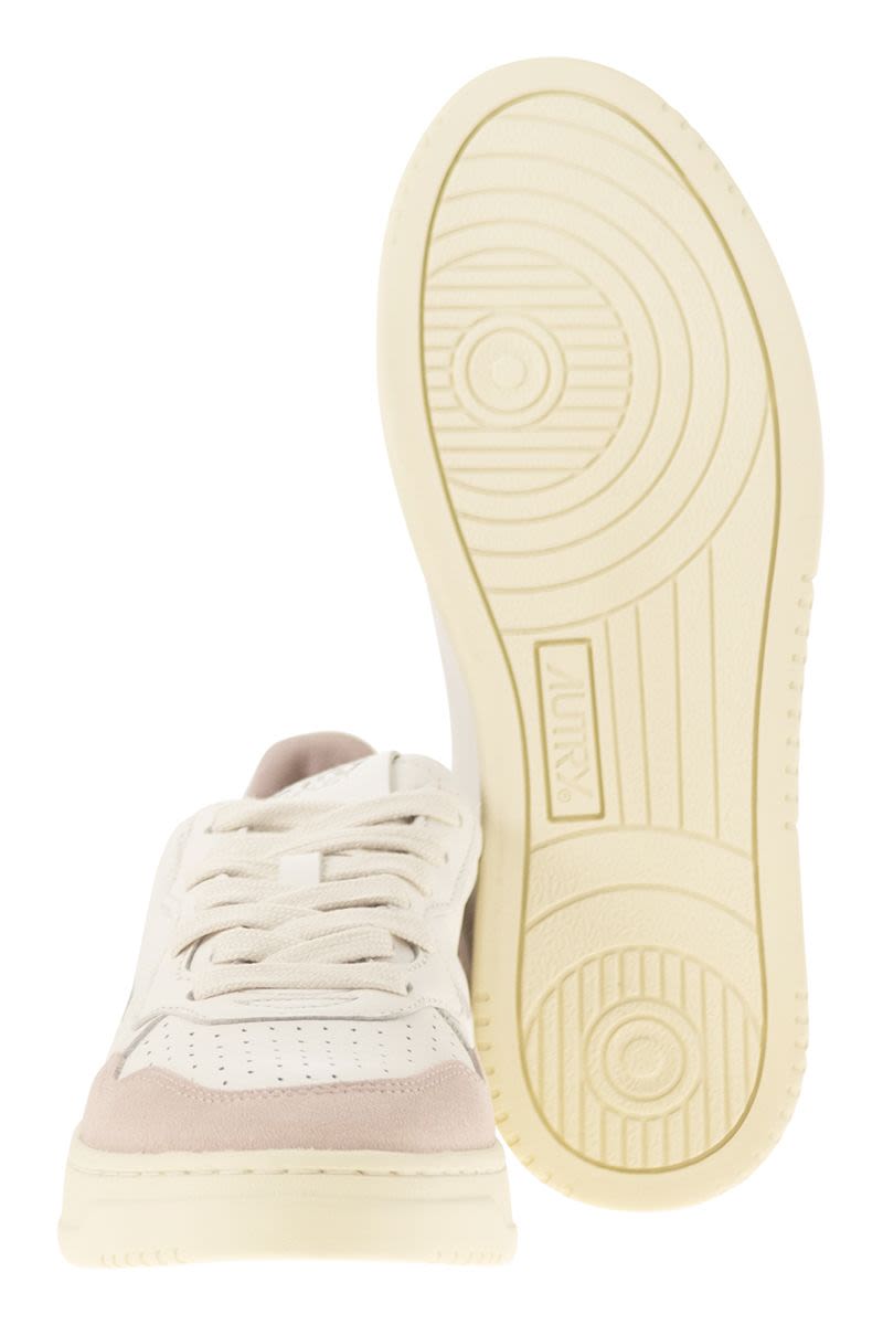 AUTRY Low Profile Women's Sneaker