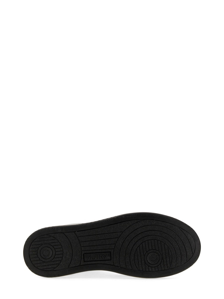 AUTRY Medalist Low Women's Sneakers - 4 cm Sole