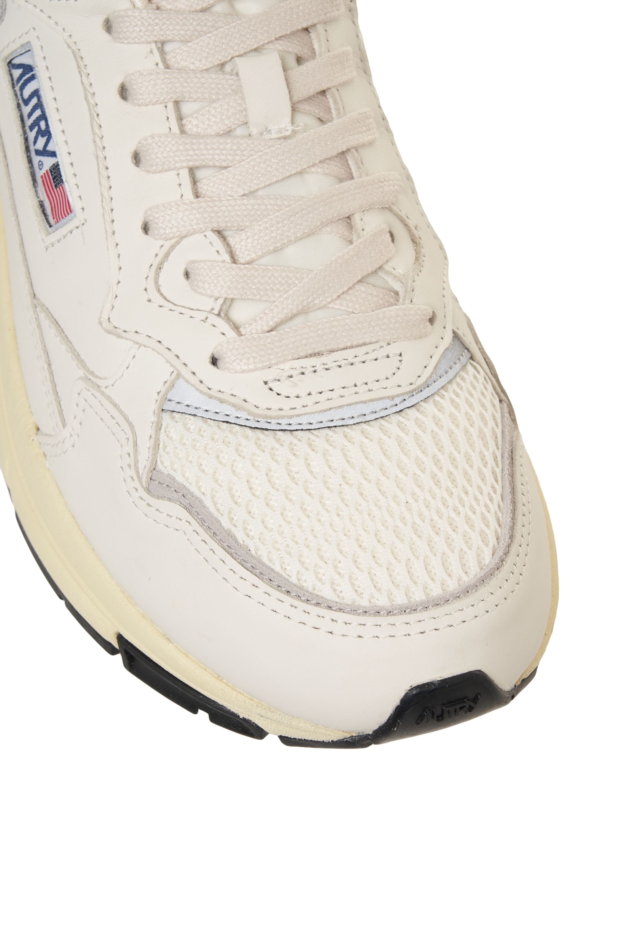 AUTRY Hyperway Low Men's Sneakers