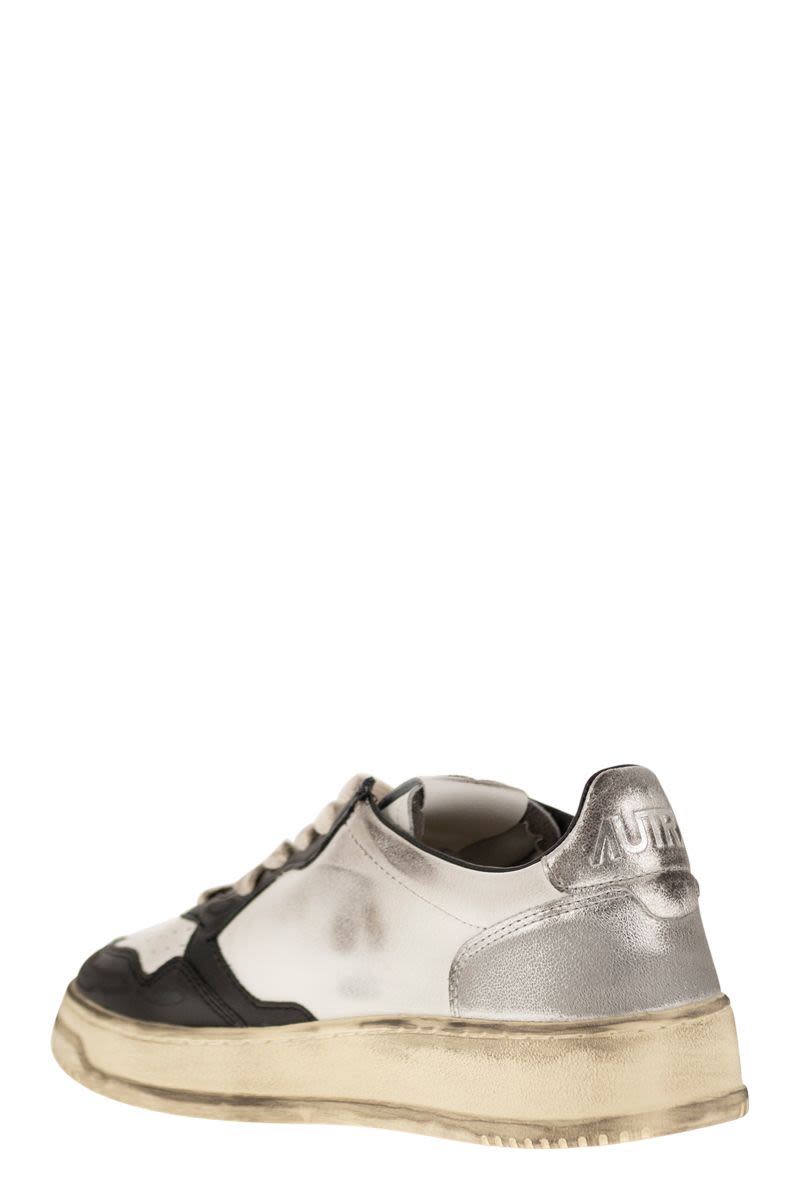 AUTRY Super Vintage Low Top Trainer for Men