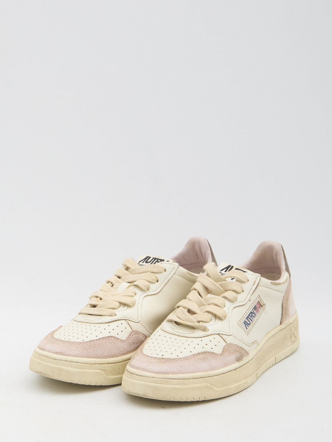 AUTRY Low-Top Vintage Sneakers - Size 35
