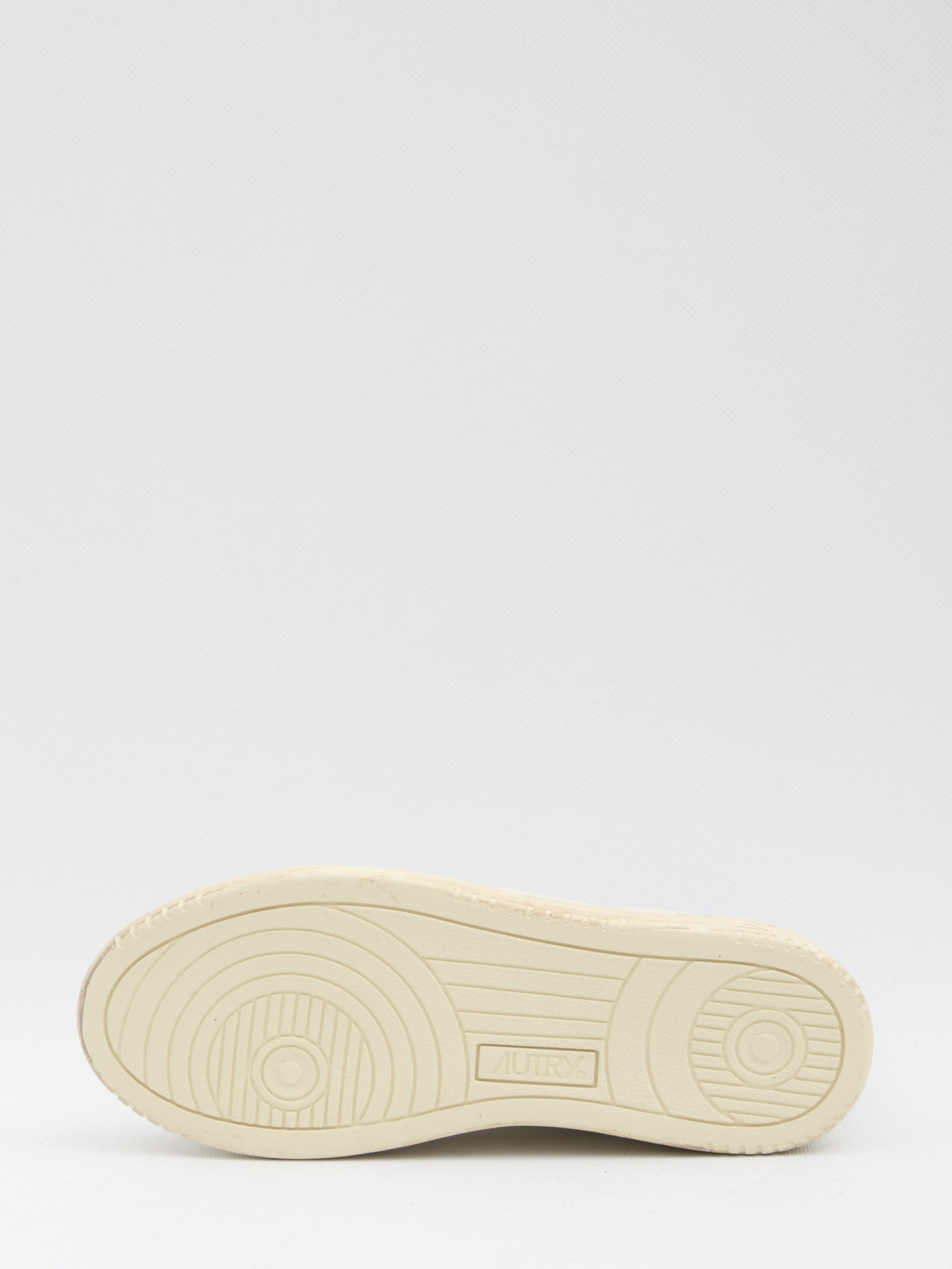 AUTRY Vintage-Inspired Low Top Sneakers with Dust Bag