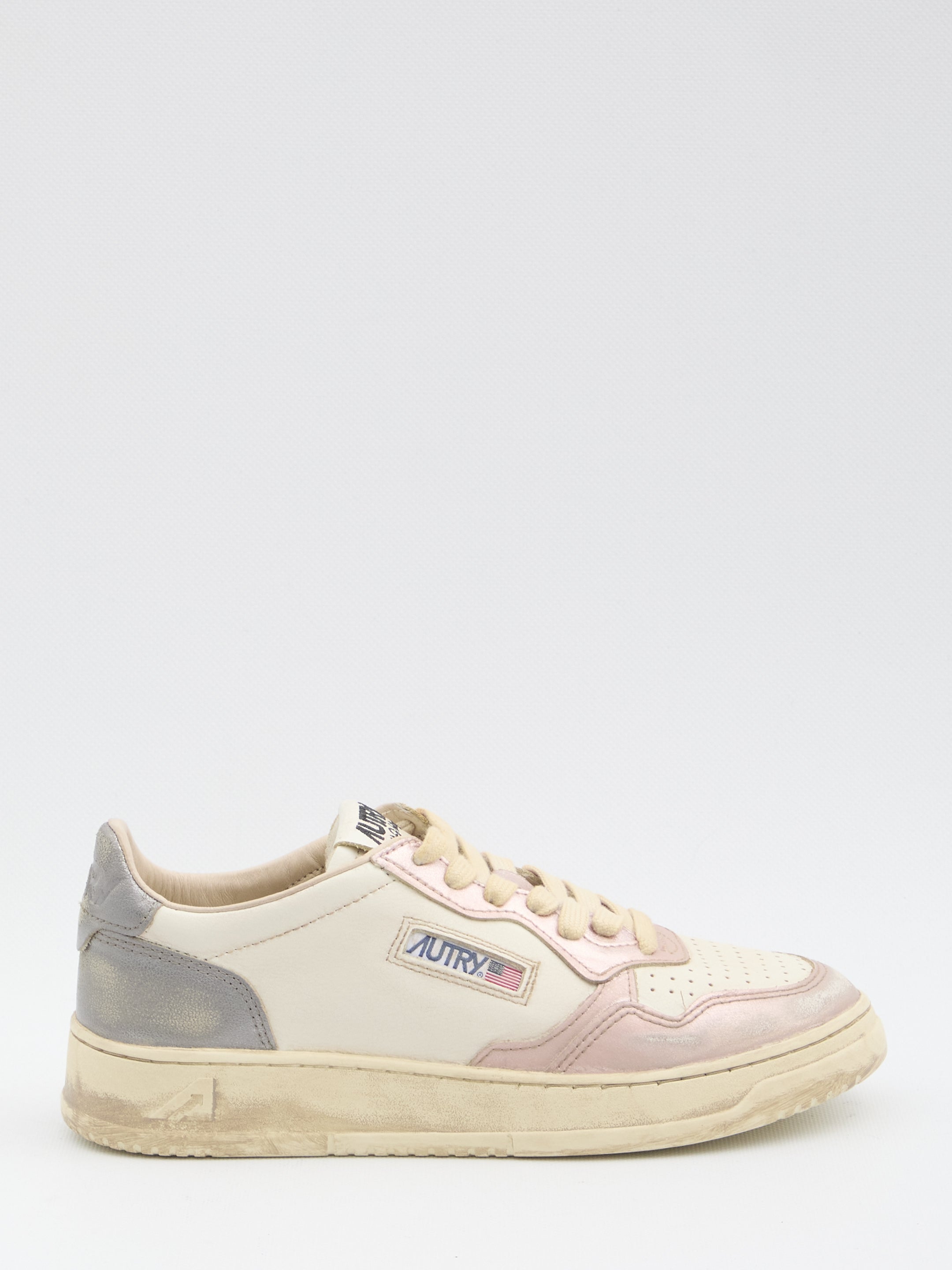 AUTRY Vintage-Inspired Low Top Sneakers with Dust Bag