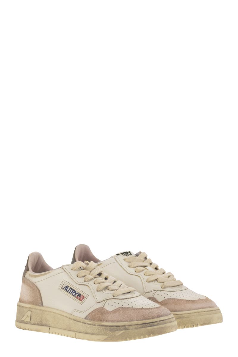 AUTRY Super Vintage Leather Trainers