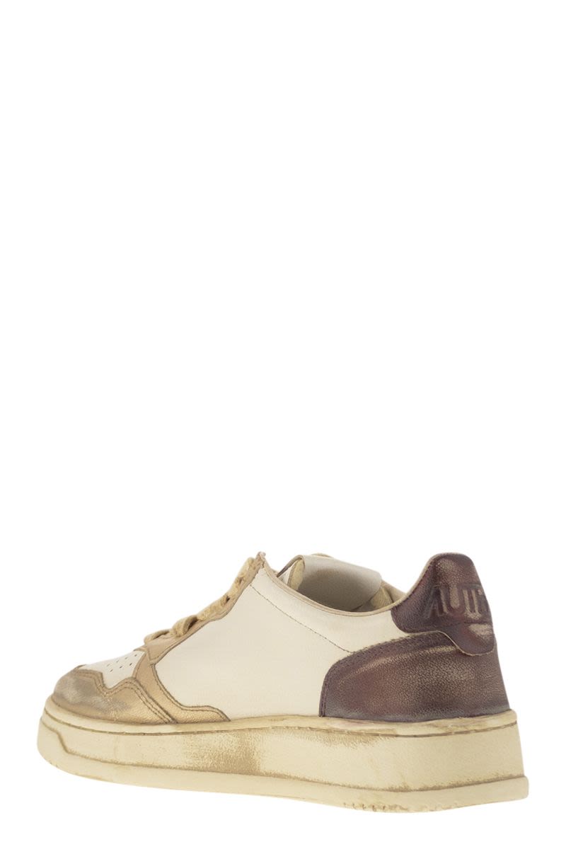 AUTRY Super Vintage Leather Trainers for Women