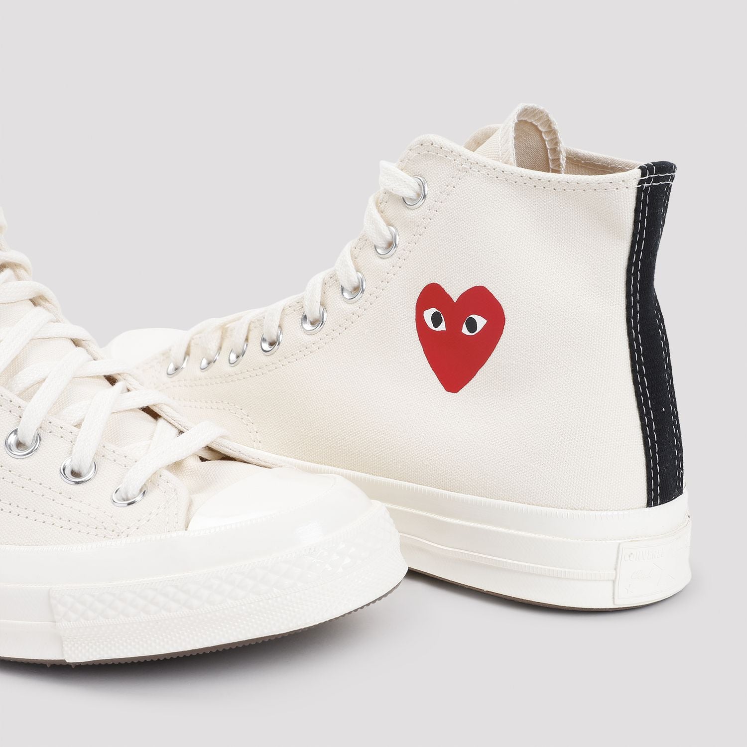COMME DES GARÇONS CONVERSE Mini Heart Hi-Top Sneaker