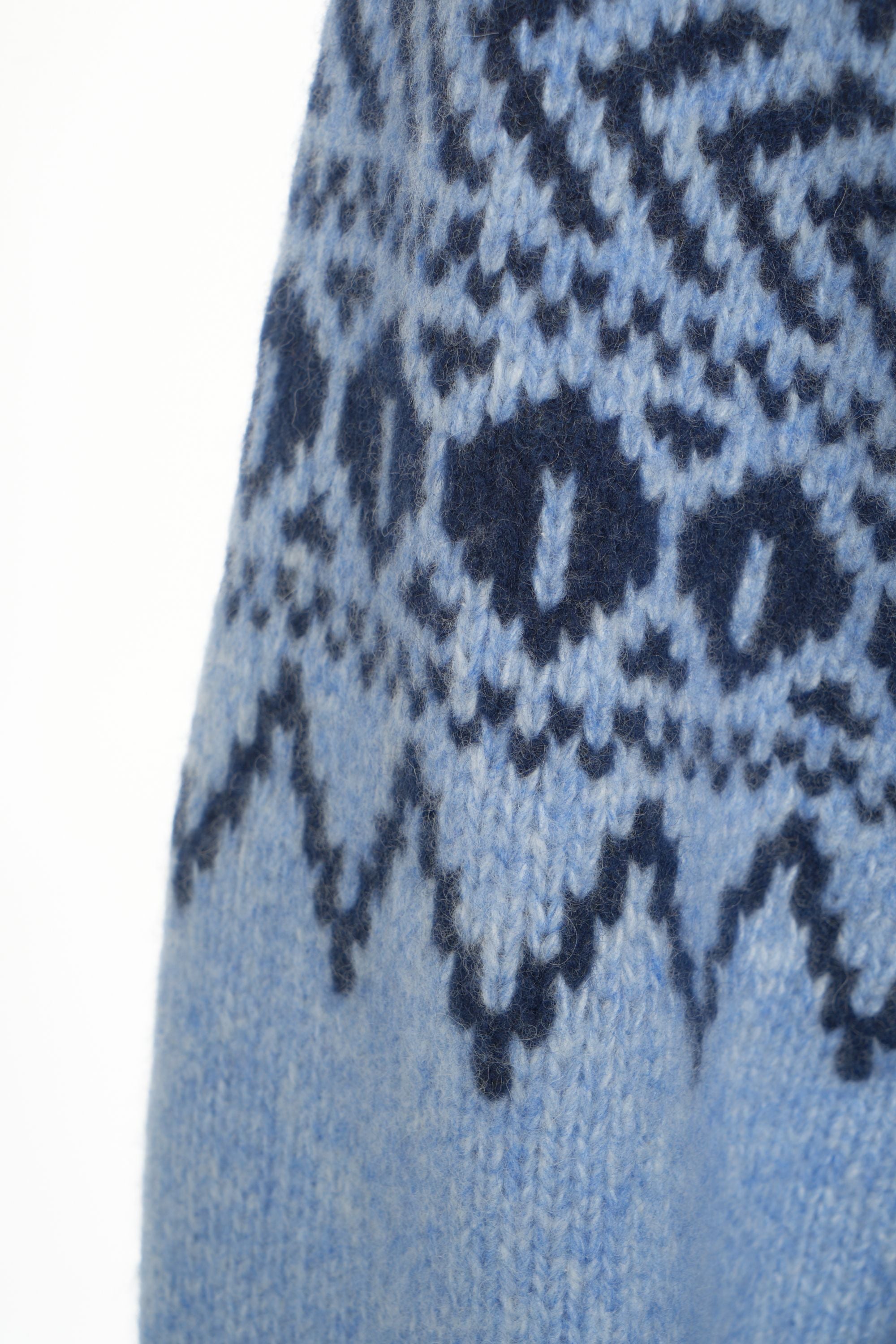 BAUM UND PFERDGARTEN Women's Knit Cardigan with Rounded Hem