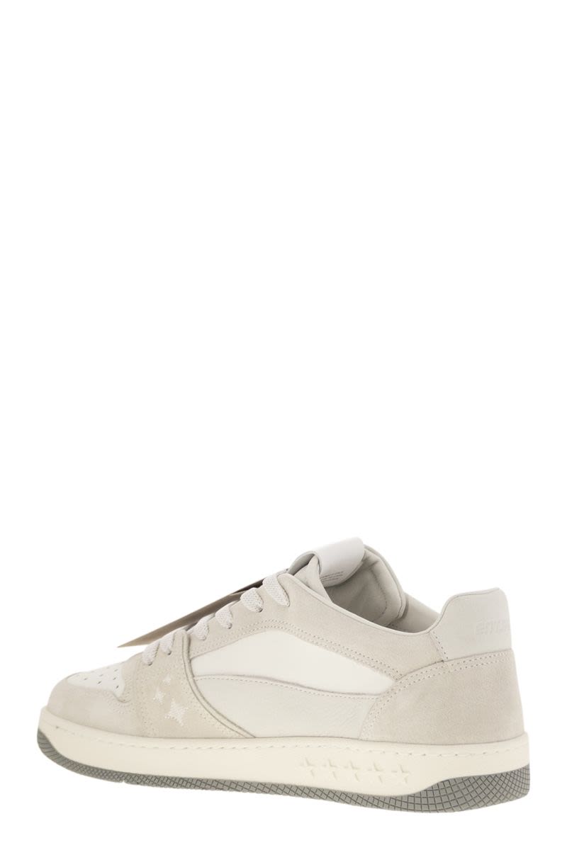 JAPAN ENTERPRISE Urban-Inspired Egg Rocket Sneakers - 3.5 cm Sole Height