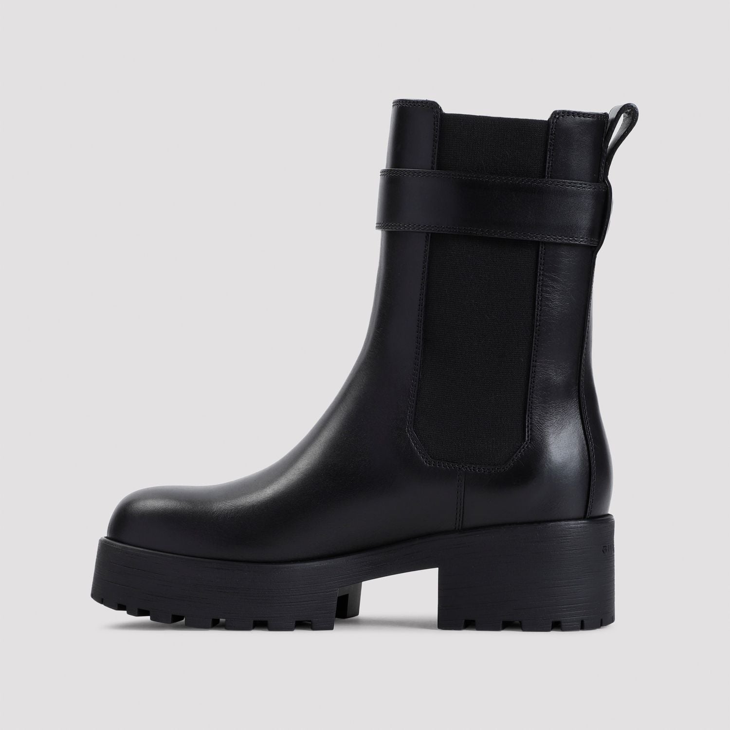 GIVENCHY Leather Ankle Chelsea Boot