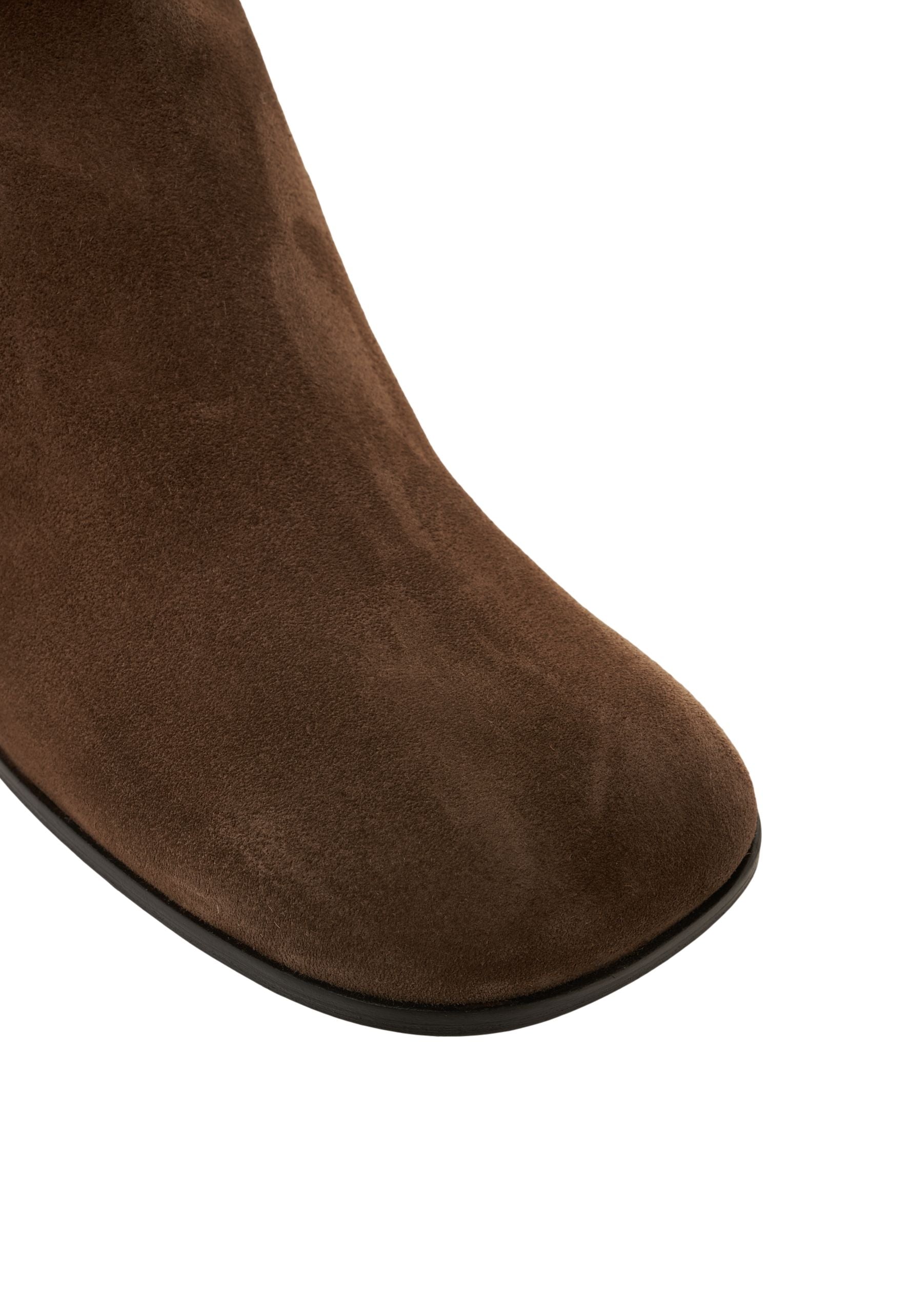 BILLI BI Elegant Suede Ankle Boots with Block Heel