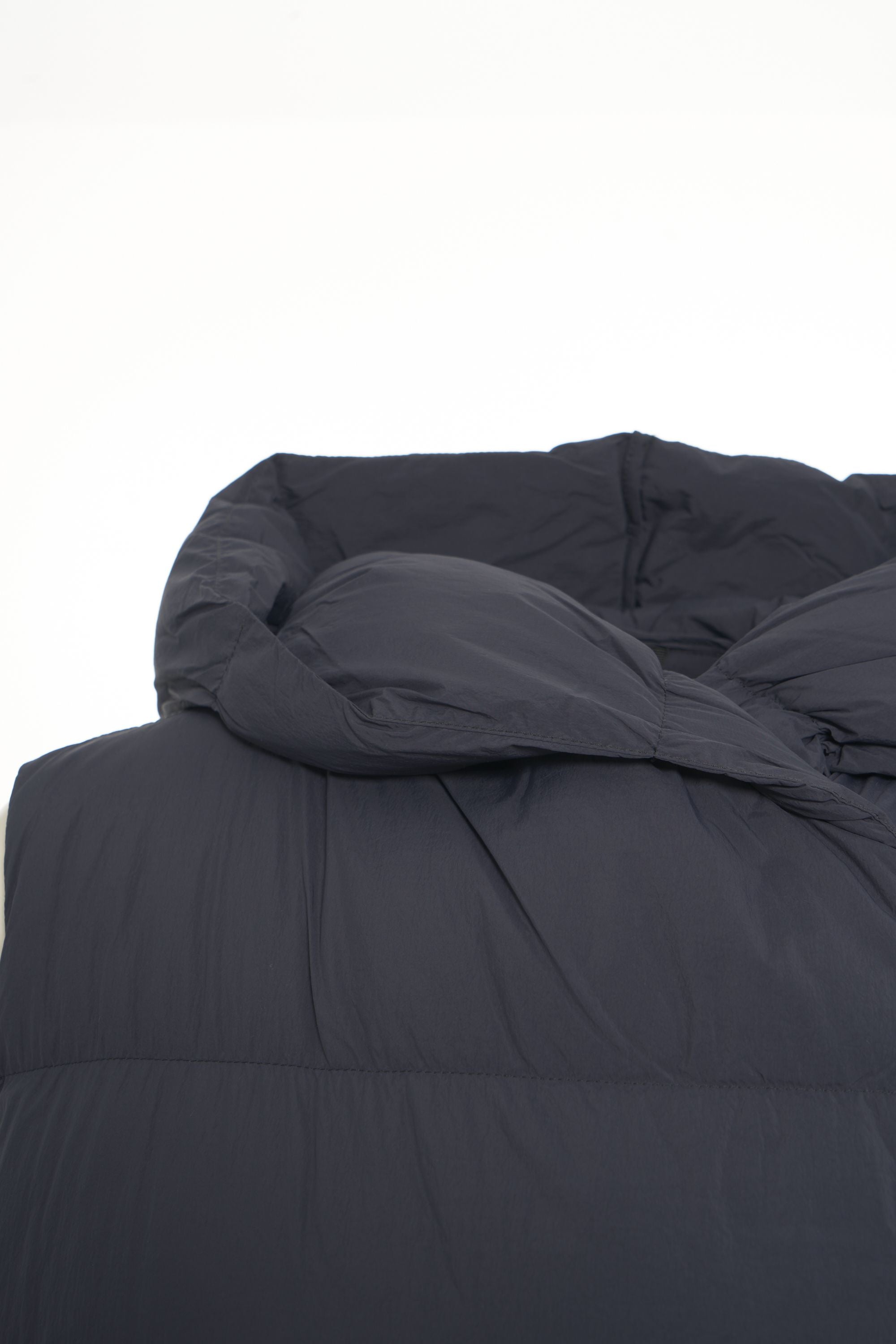 BLAUER Quilted Sleeveless Gilet with Hood for Women