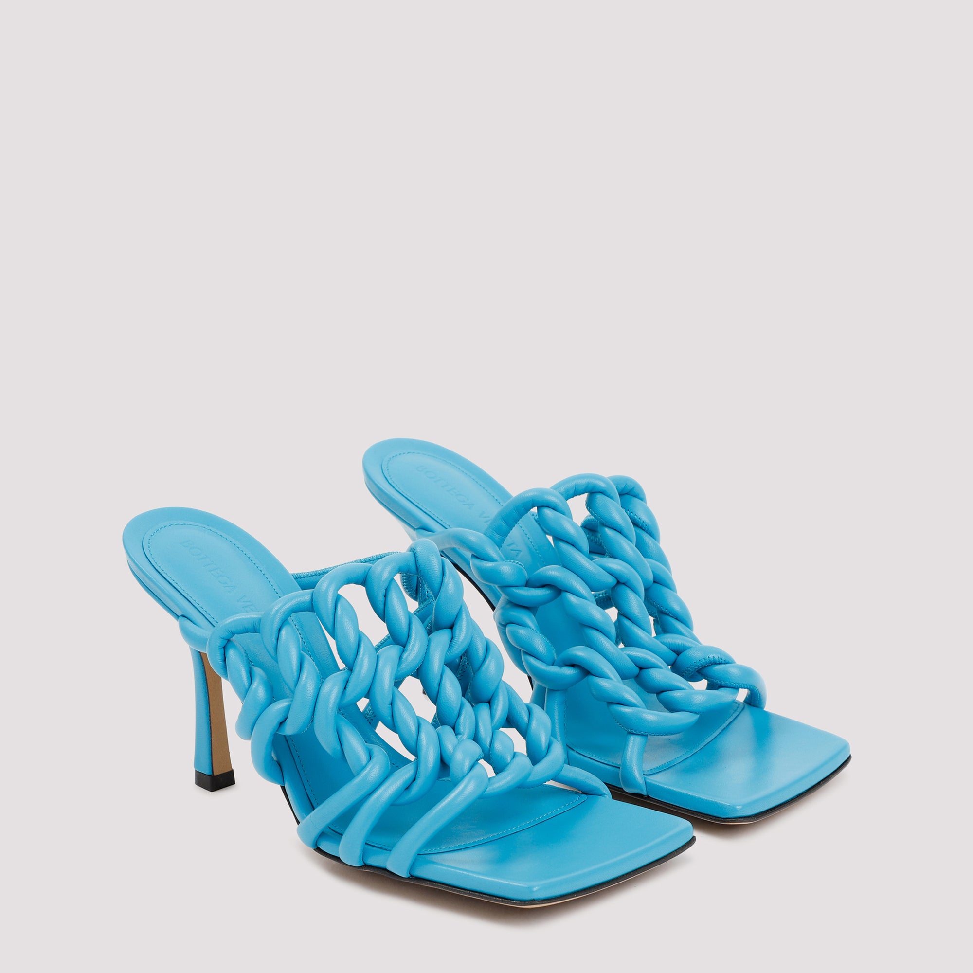 BOTTEGA VENETA Elegant Stiletto Flat with Hand-Twisted Vamp Band