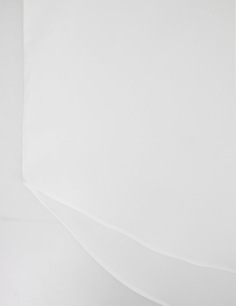 BRUNELLO CUCINELLI Luxurious Stretch Cotton Poplin Shirt for Women - Flared Bottom Design