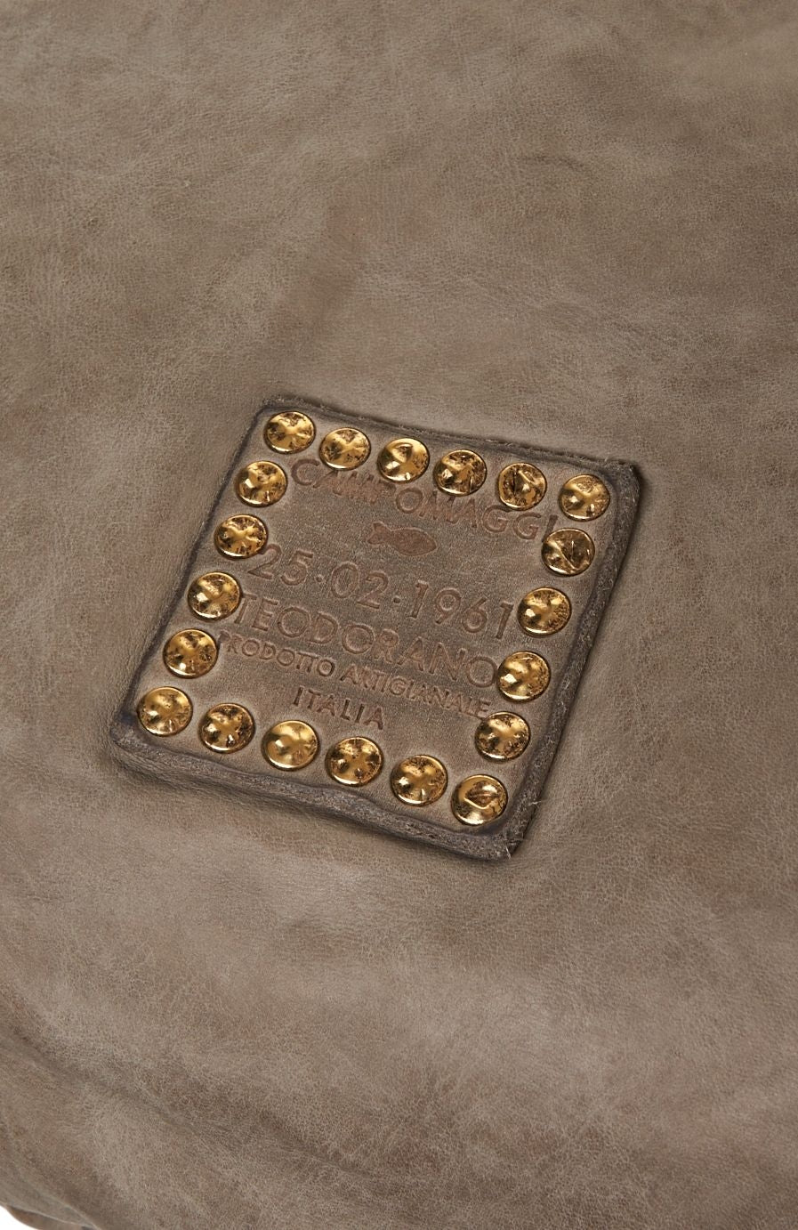 CAMPOMAGGI Elegant Shoulder Bag with Woven Strap and Metallic Accents