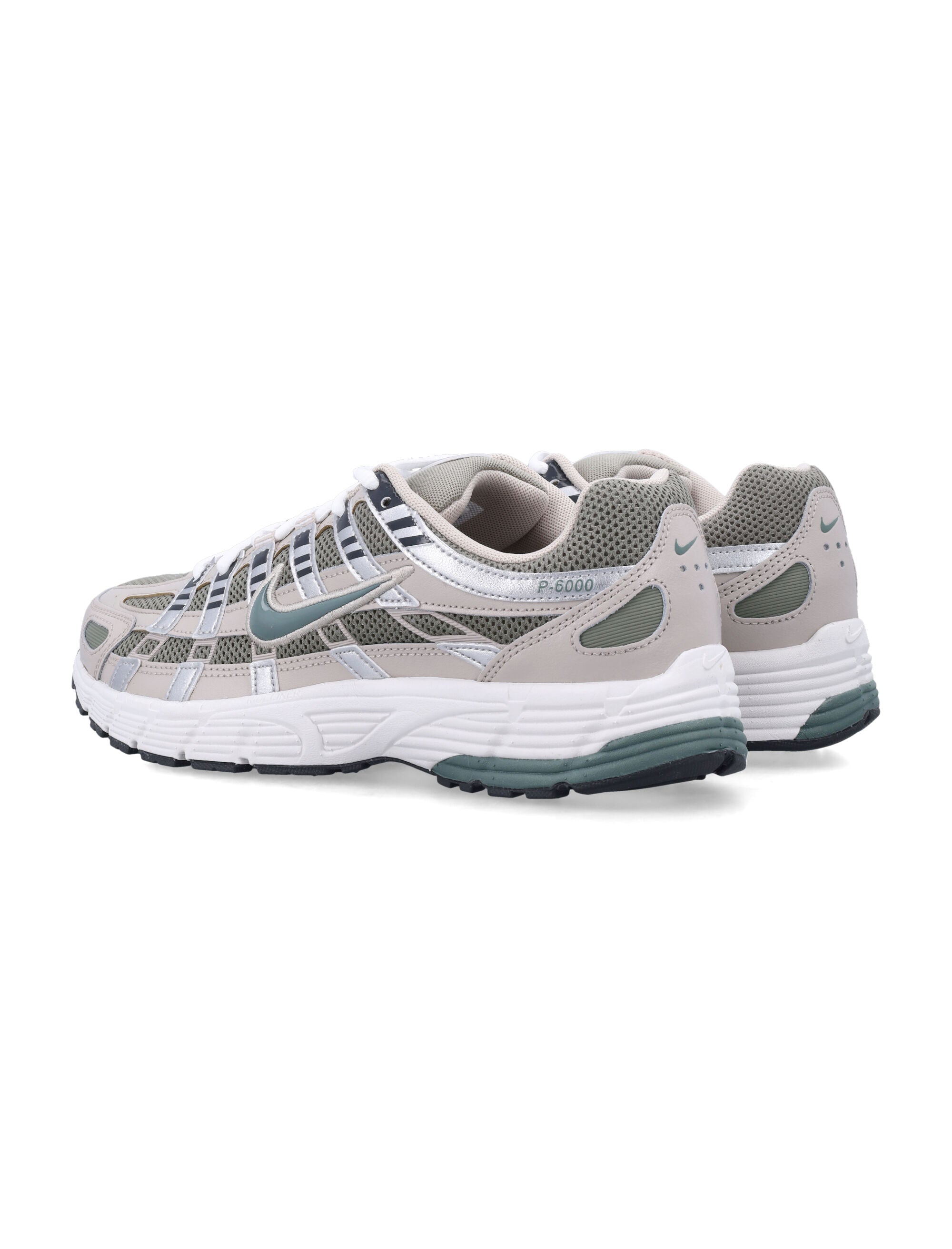 NIKE P-6000 Sneaker - A Retro Revival
