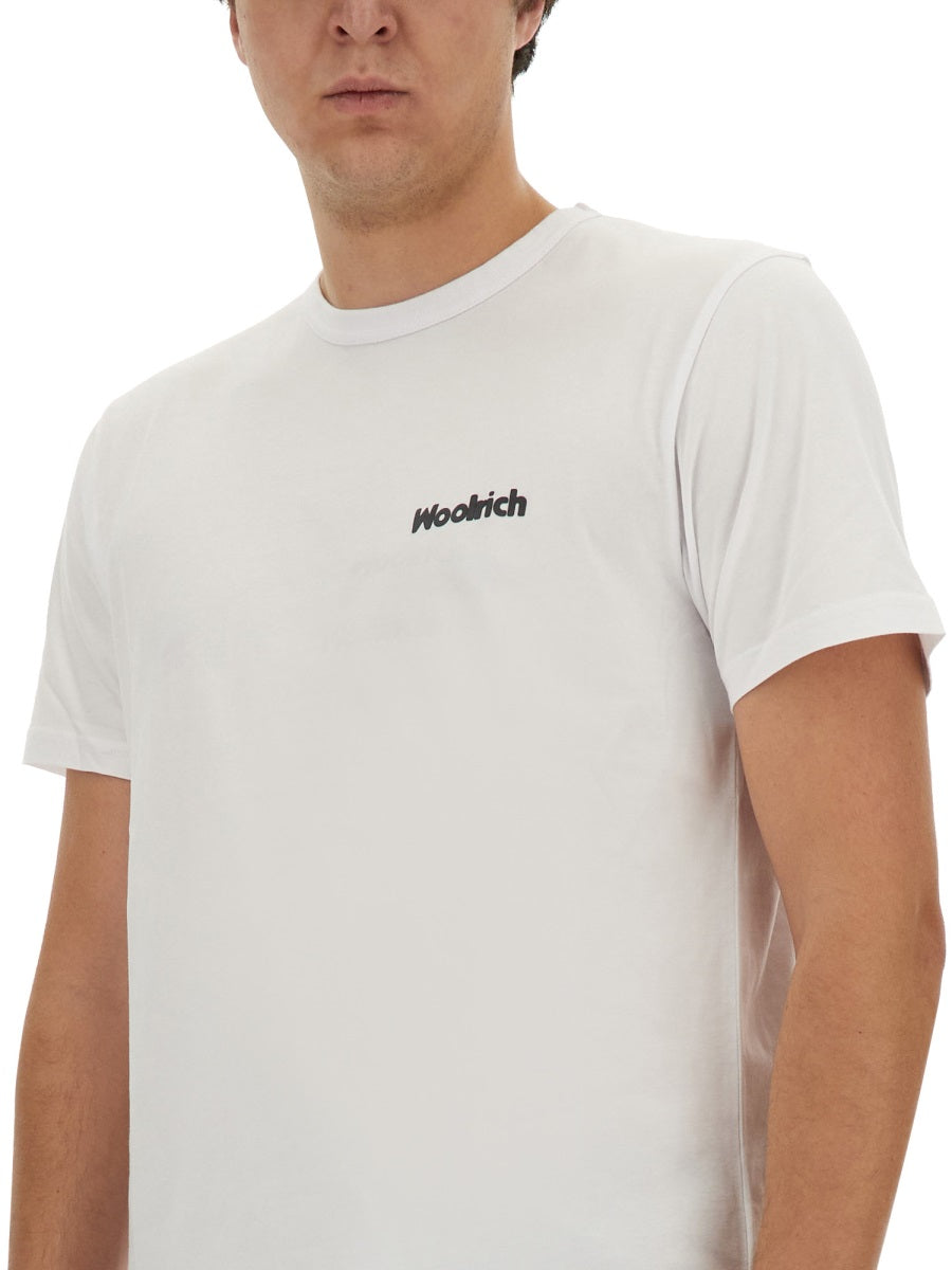 WOOLRICH Classic Logo T-Shirt - Size L