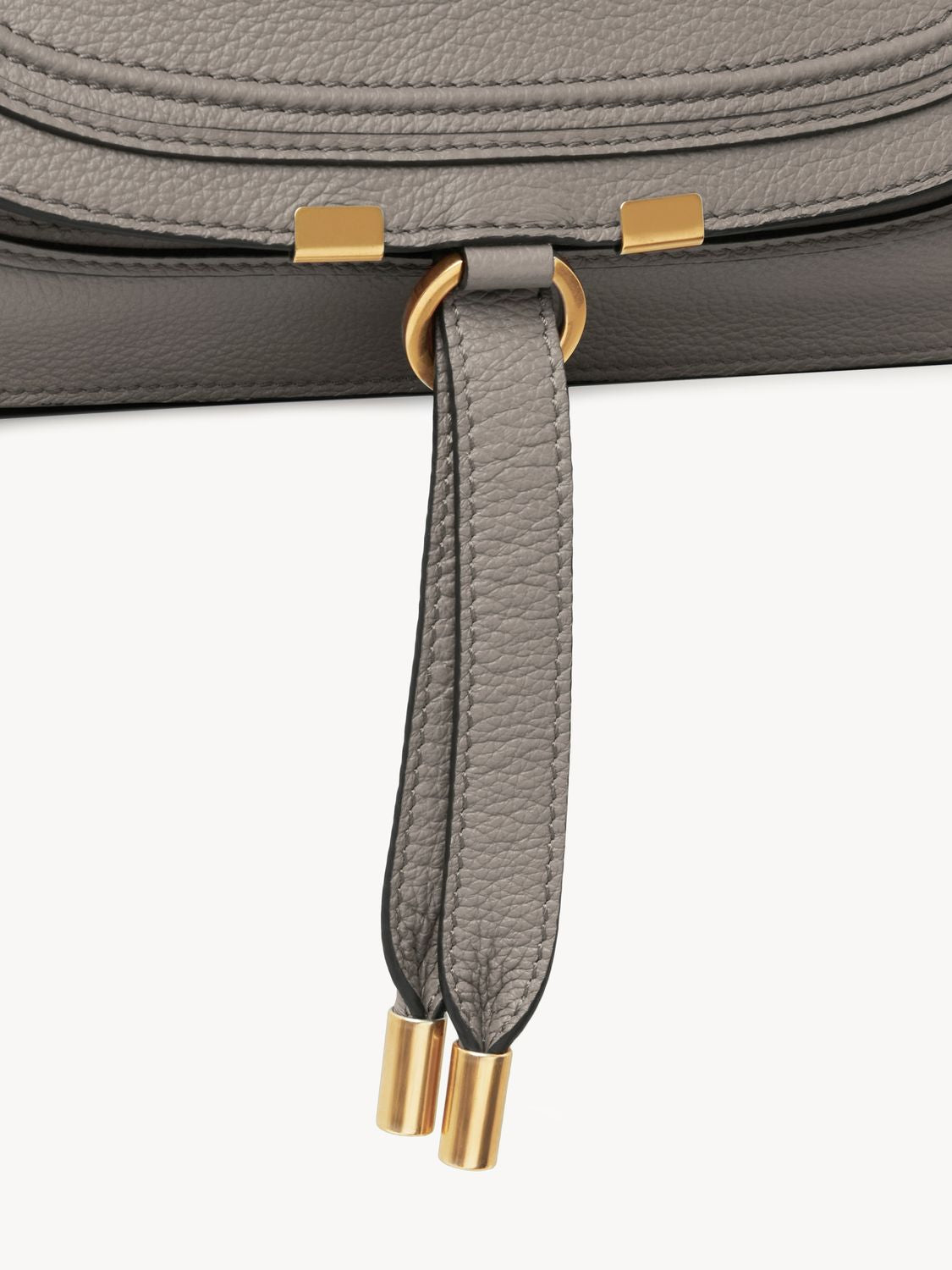 CHLOÉ Medium Handbag with Distinctive Design