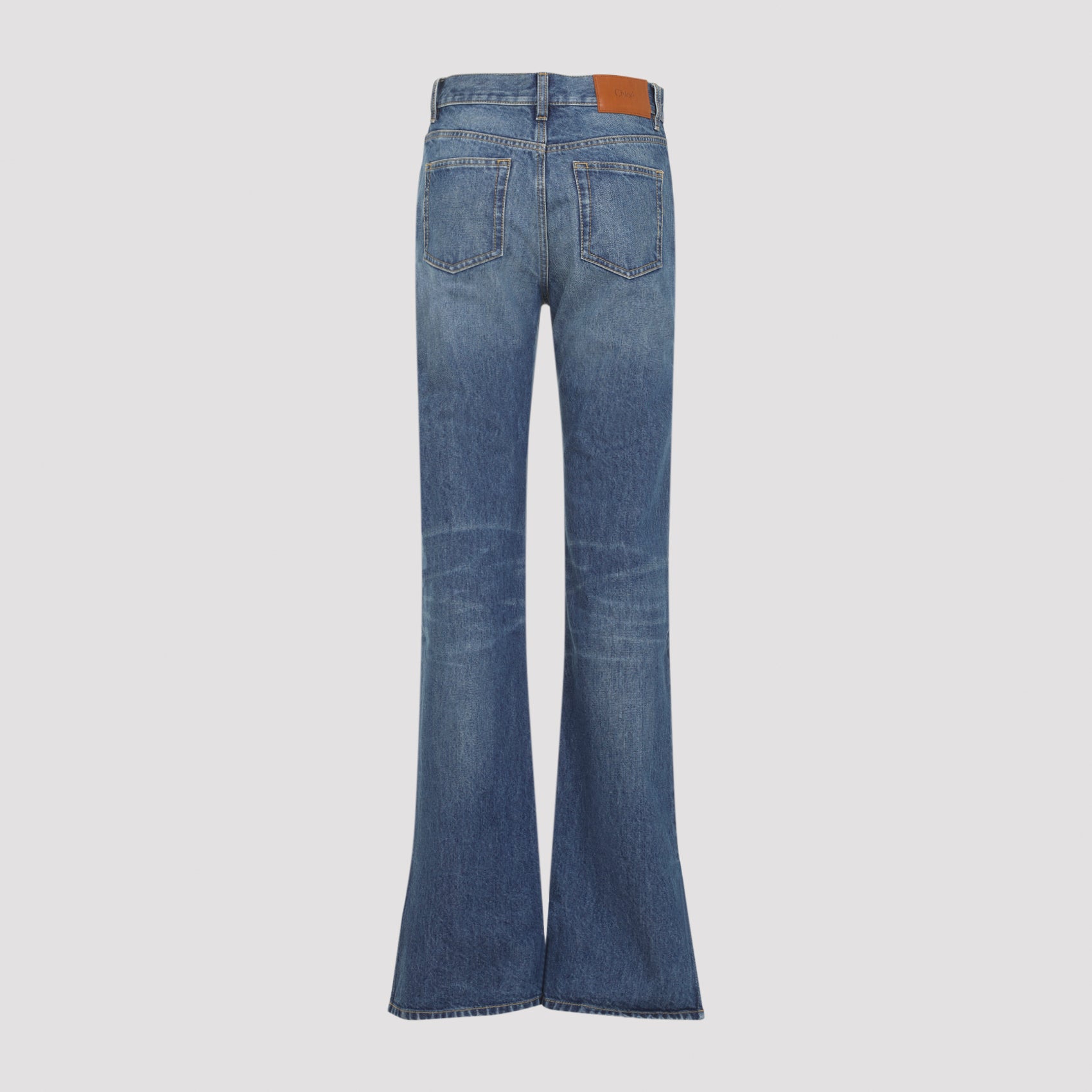CHLOÉ Classic Women's Jeans - Stylish & Versatile