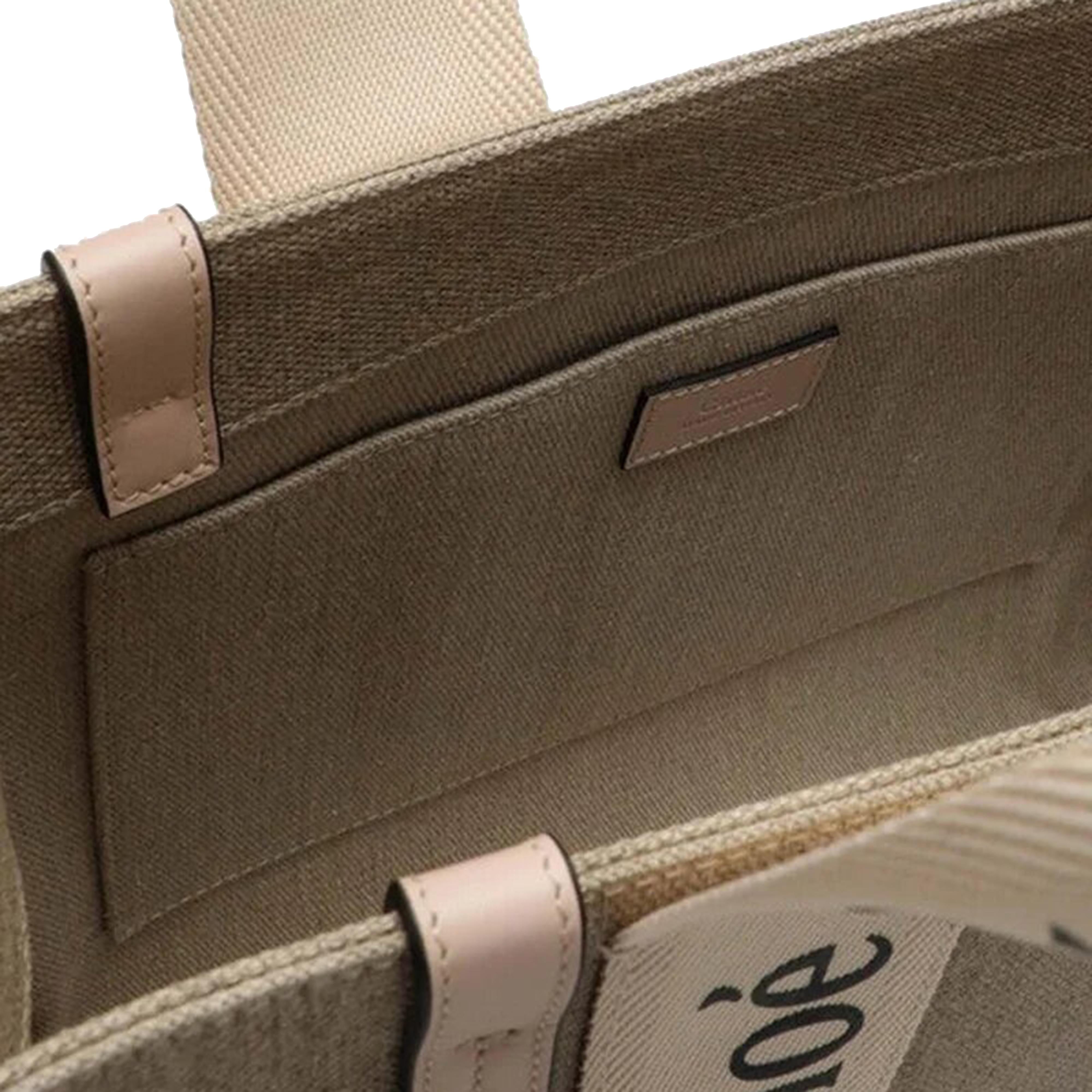 CHLOÉ Medium Woody Tote Handbag