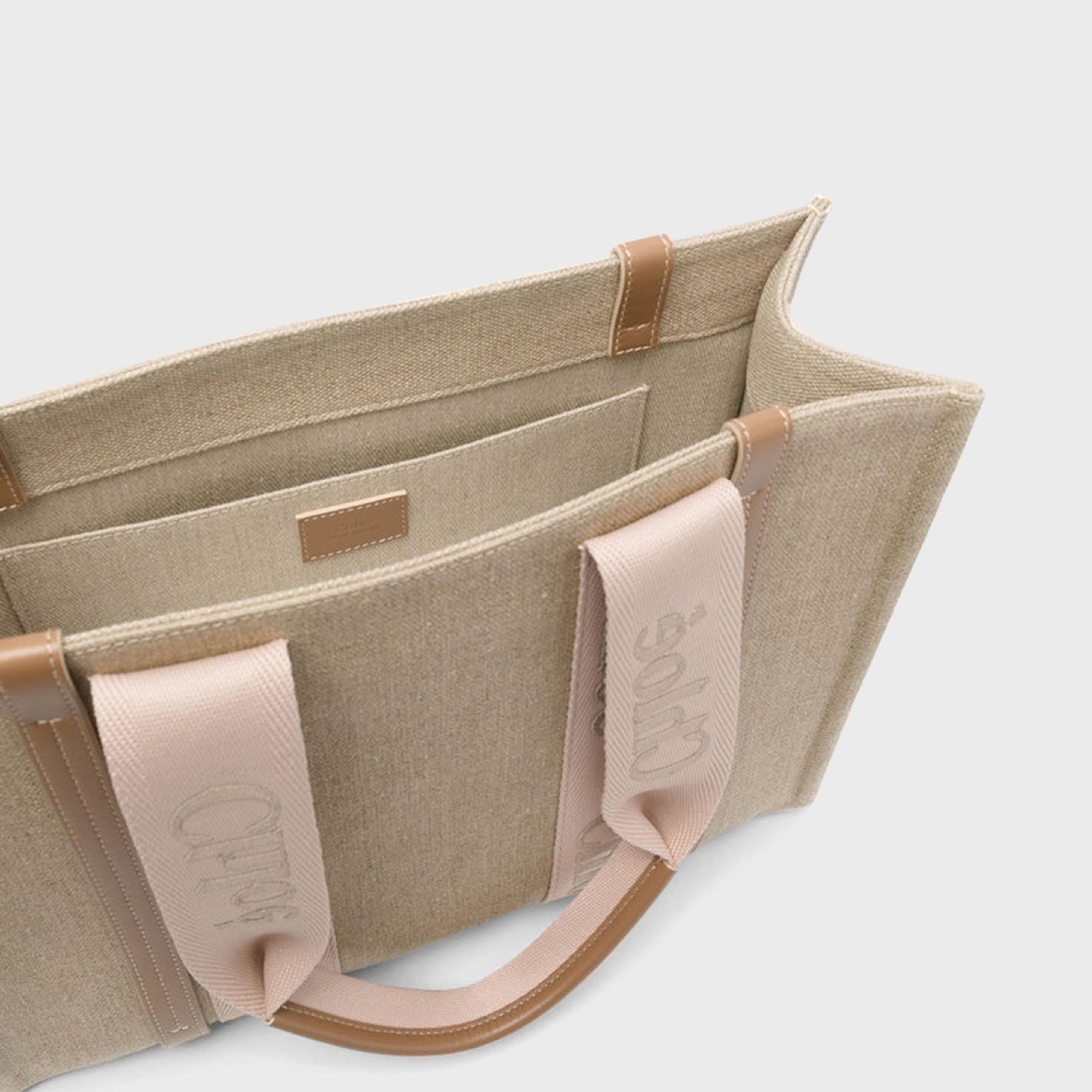 CHLOÉ Medium Woody Tote Handbag