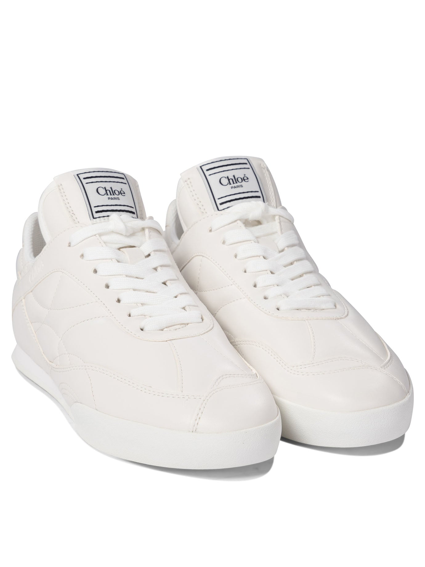 CHLOÉ Elegant Lace-Up Sneaker