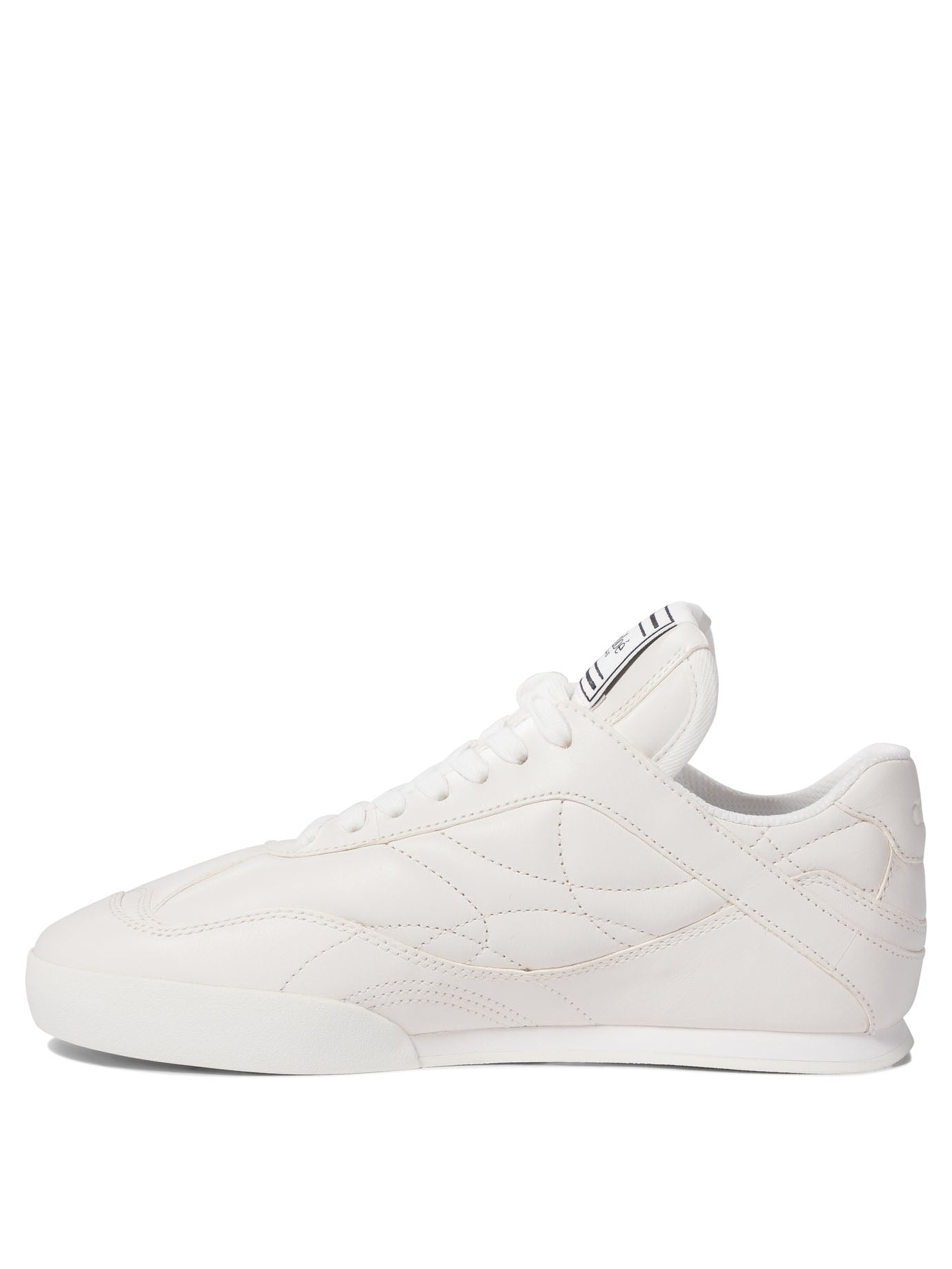 CHLOÉ Elegant Lace-Up Sneaker