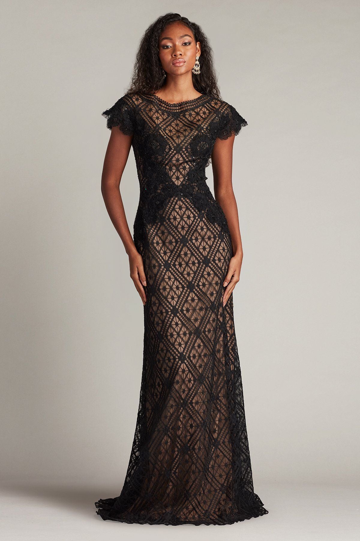TADASHI SHOJI Embroidered Illusion Gown in Size 8/M