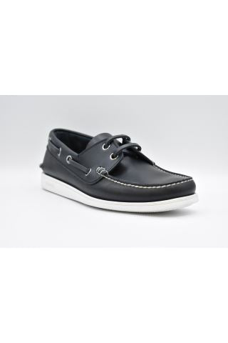 CHURCH'S Sophisticated Laced Flat Shoes for Men