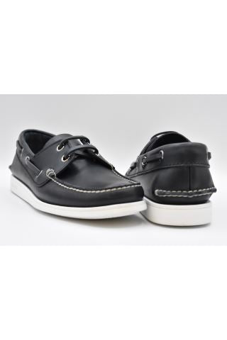 CHURCH'S Sophisticated Laced Flat Shoes for Men
