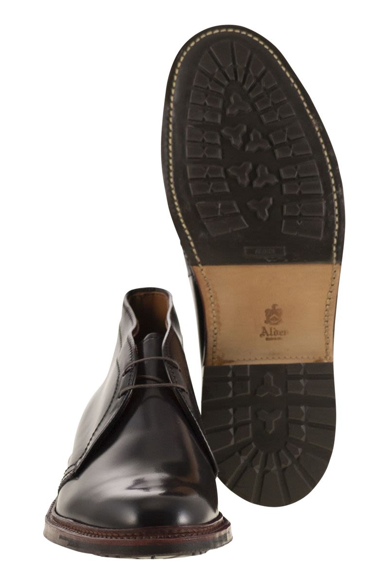 ALDEN Classic Chukka Boot 2-Eyelet