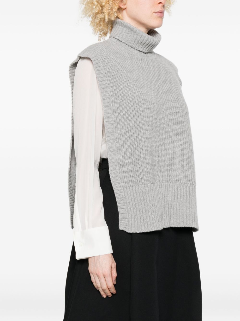 DAVANTINO Wool Ribbed Knit Turtleneck Sweater