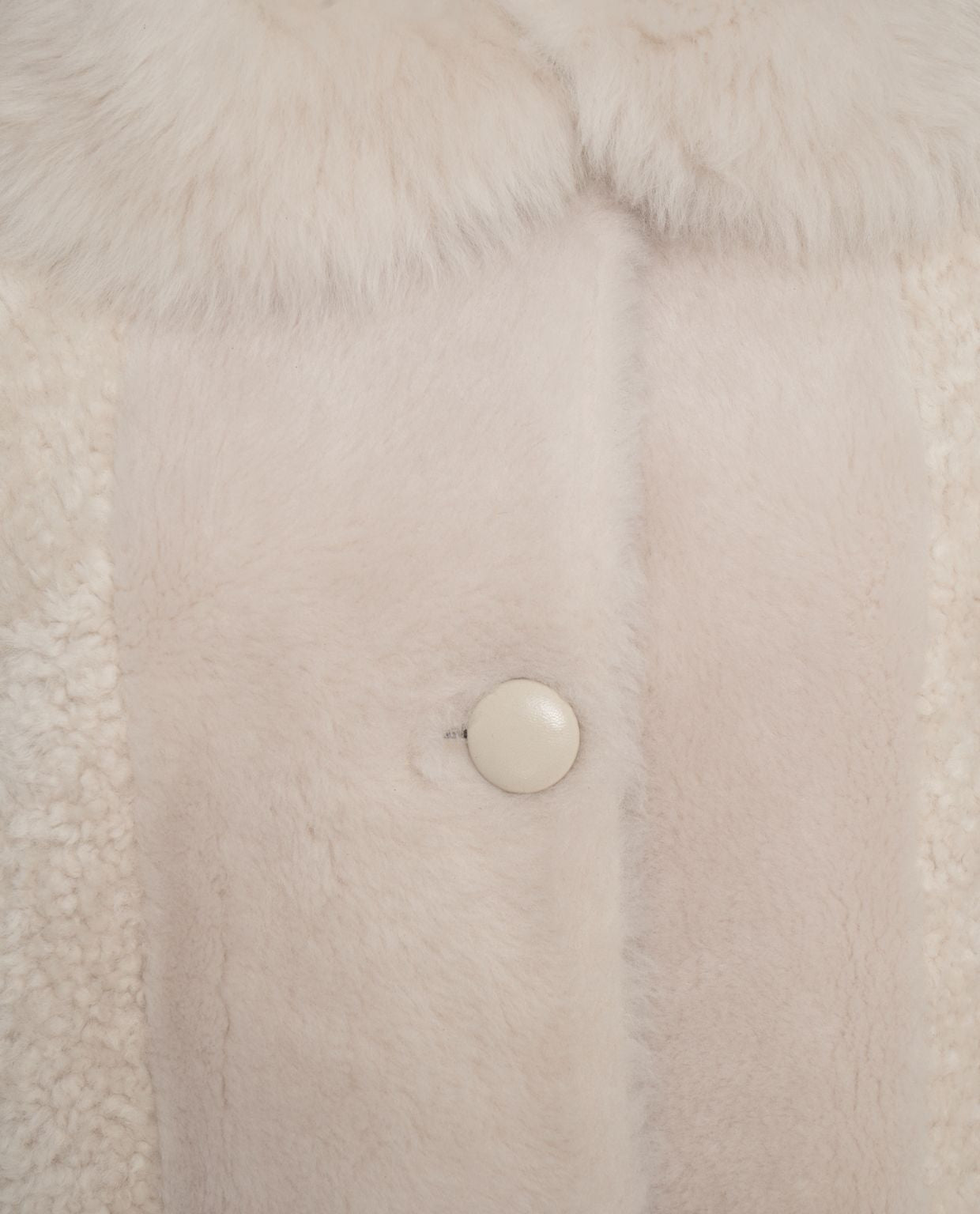 DESA 1972 Luxurious Shearling Jacket with Fur Collar
