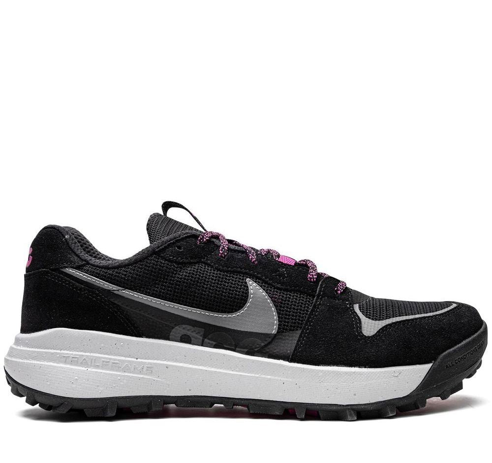 NIKE Lowcate Sneakers for Women
