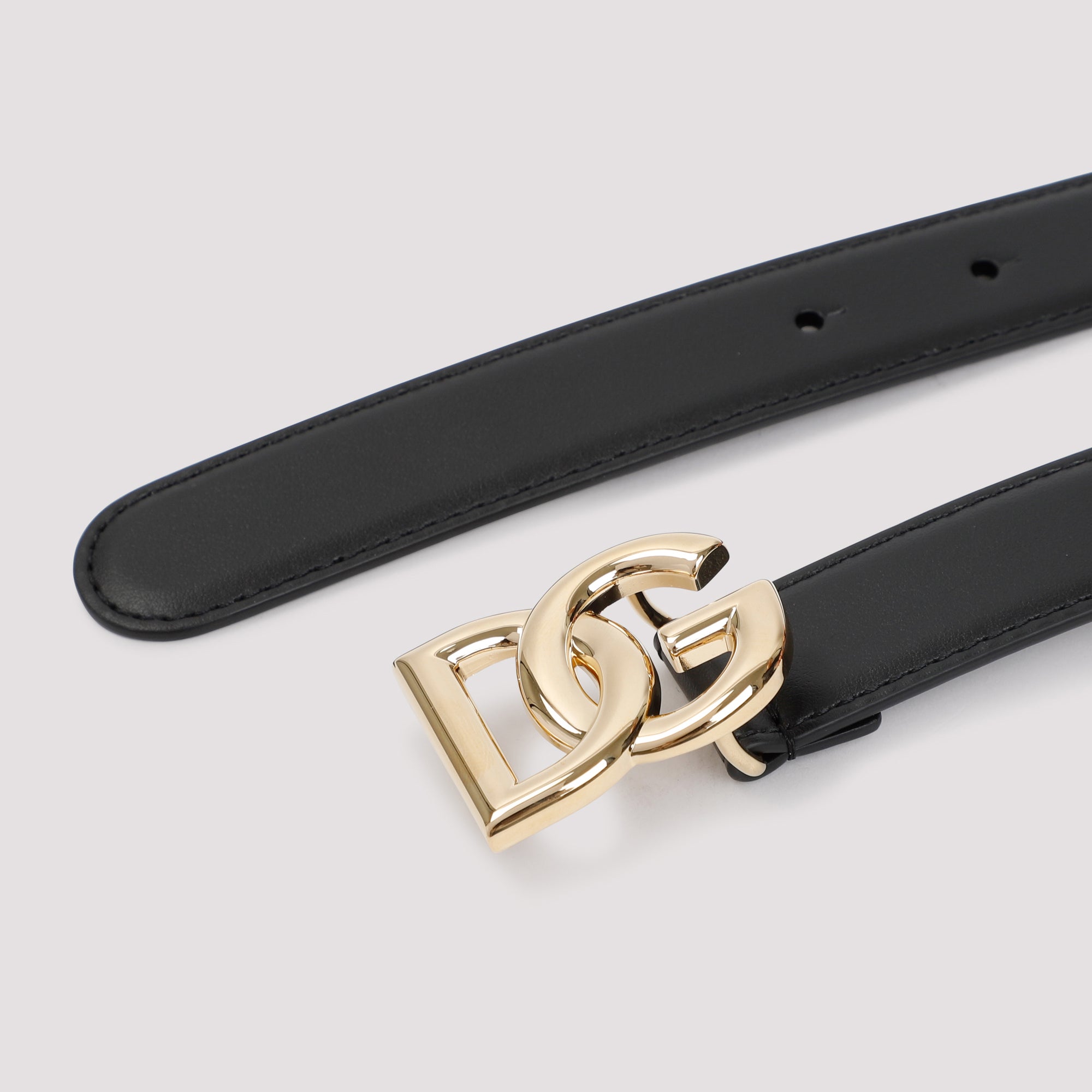 DOLCE & GABBANA Elegant Leather Belt with Golden-Tone Buckle