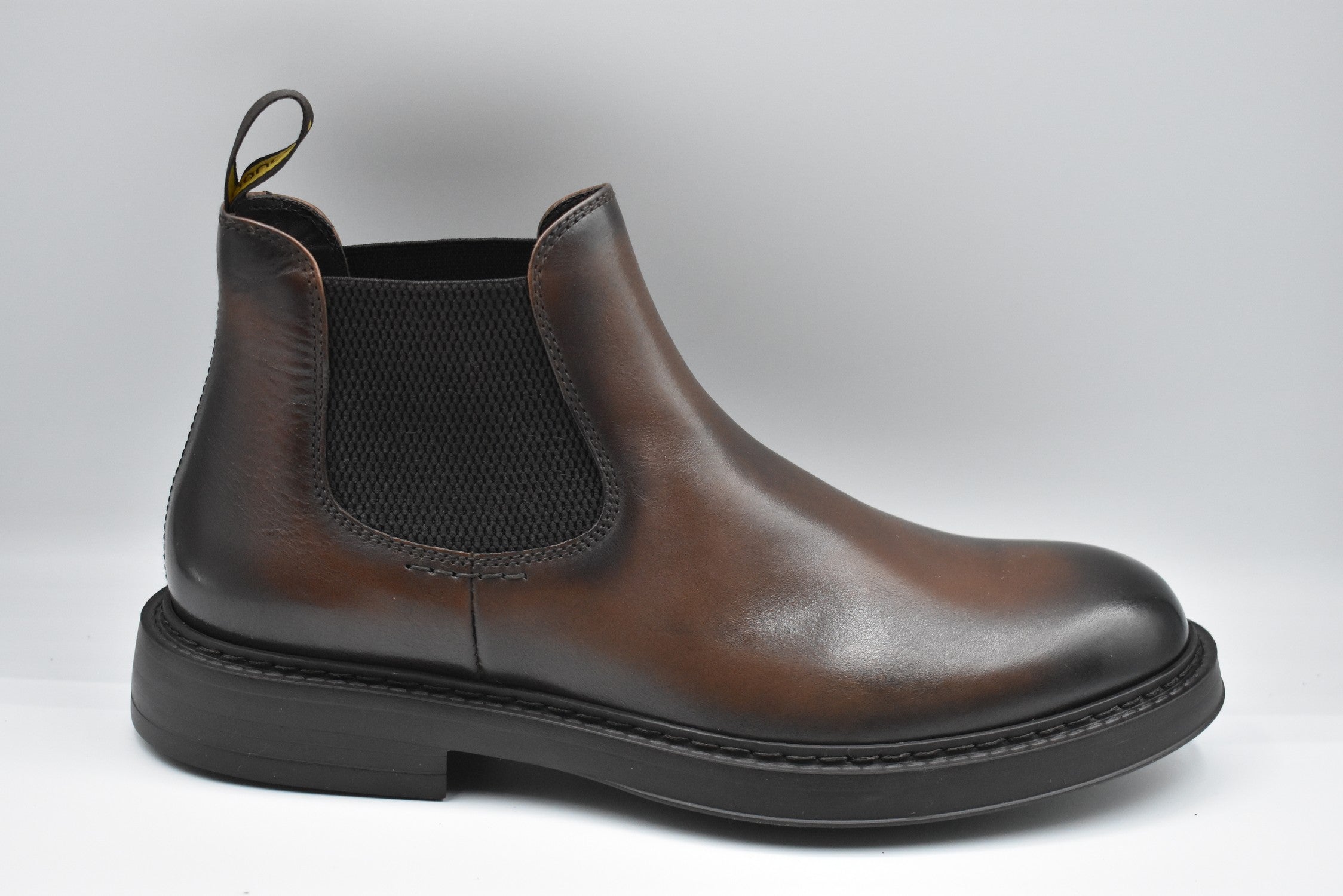 DOUCAL'S Elegant Laced Shoes for Men
