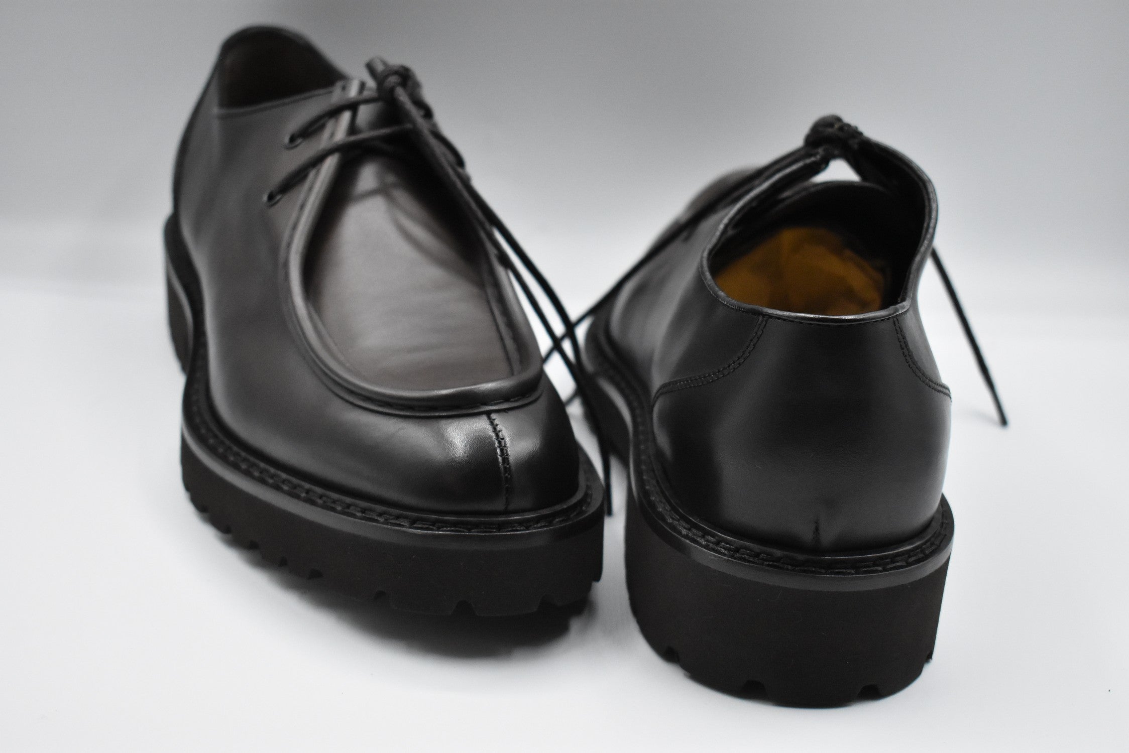 DOUCAL'S Men's Low Lace-Up Shoes for Fall/Winter 25