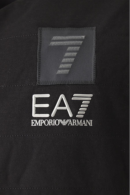 EA7 EMPORIO ARMANI Men's Sleek Sleeveless Jacket